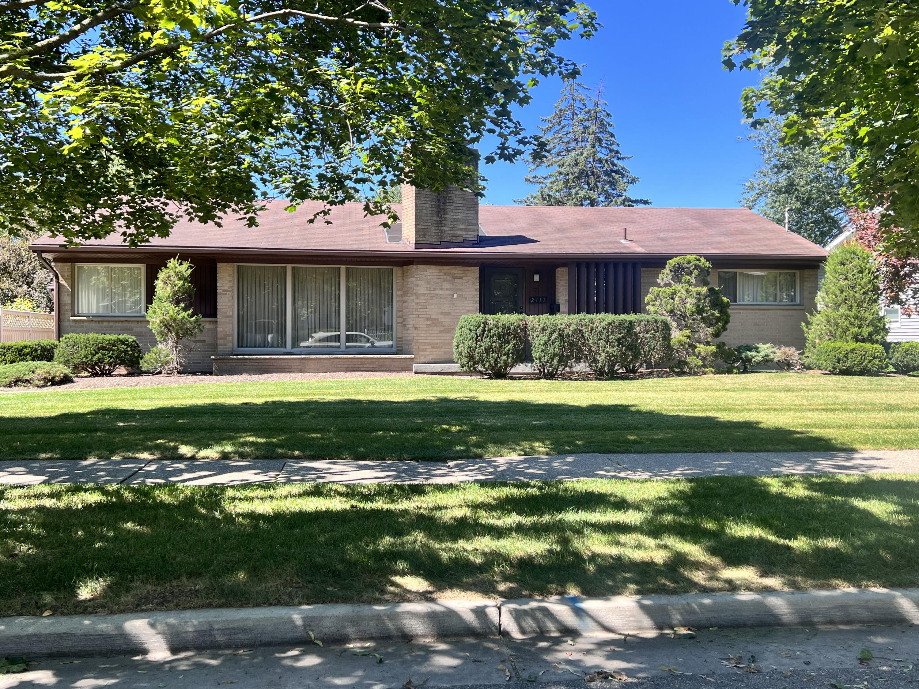 2111 Okemos Drive SE