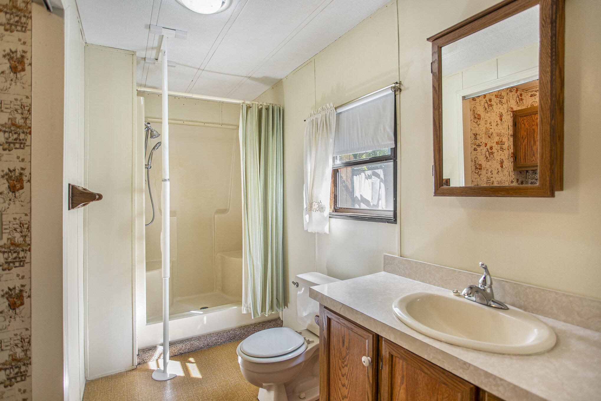 2716 13 Mile Road NE