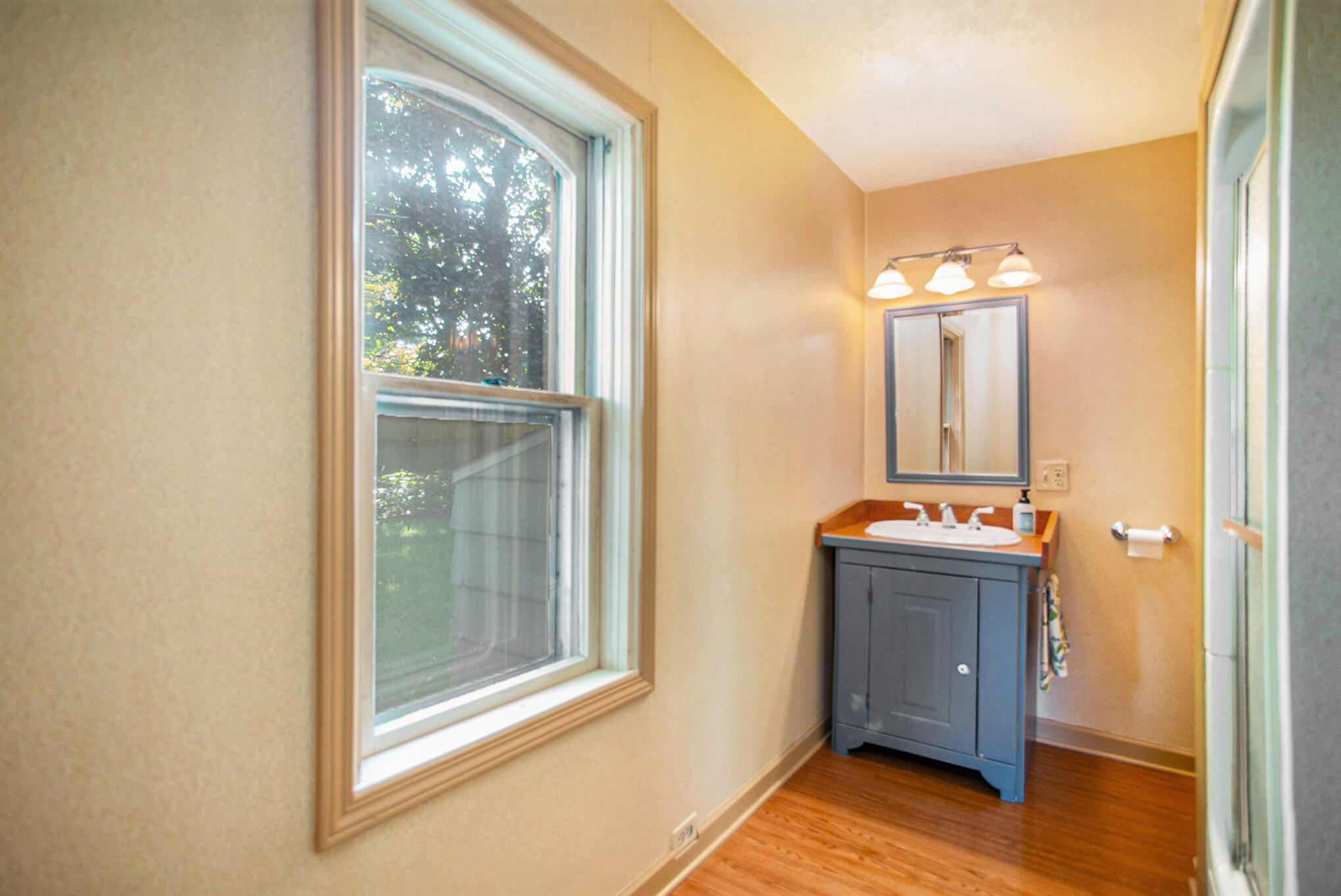 2716 13 Mile Road NE