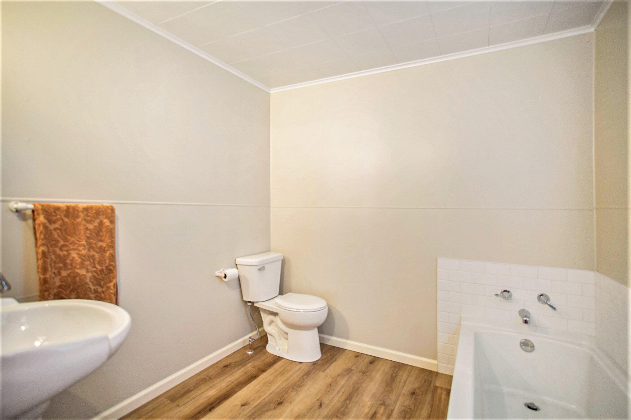 2716 13 Mile Road NE