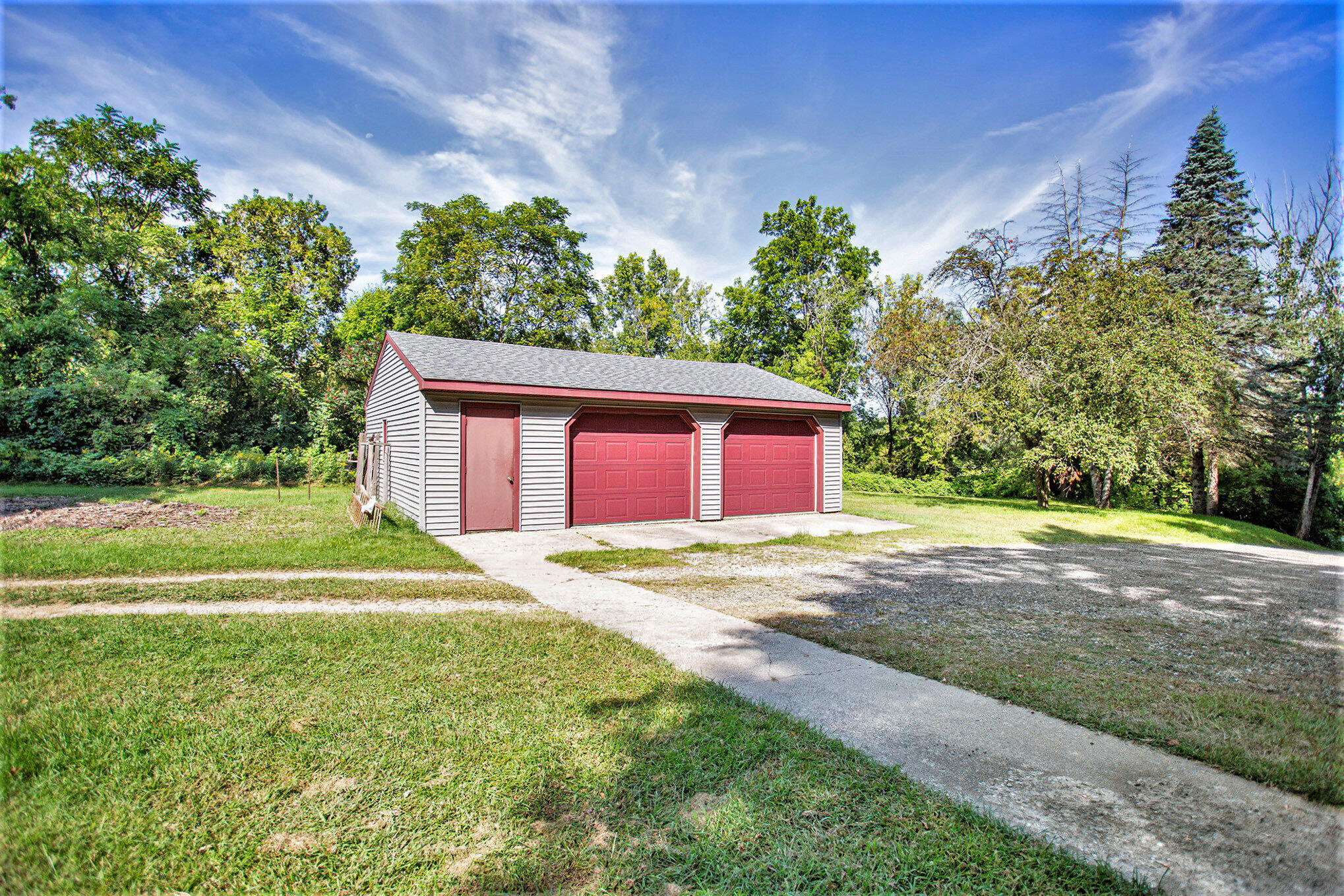 2716 13 Mile Road NE