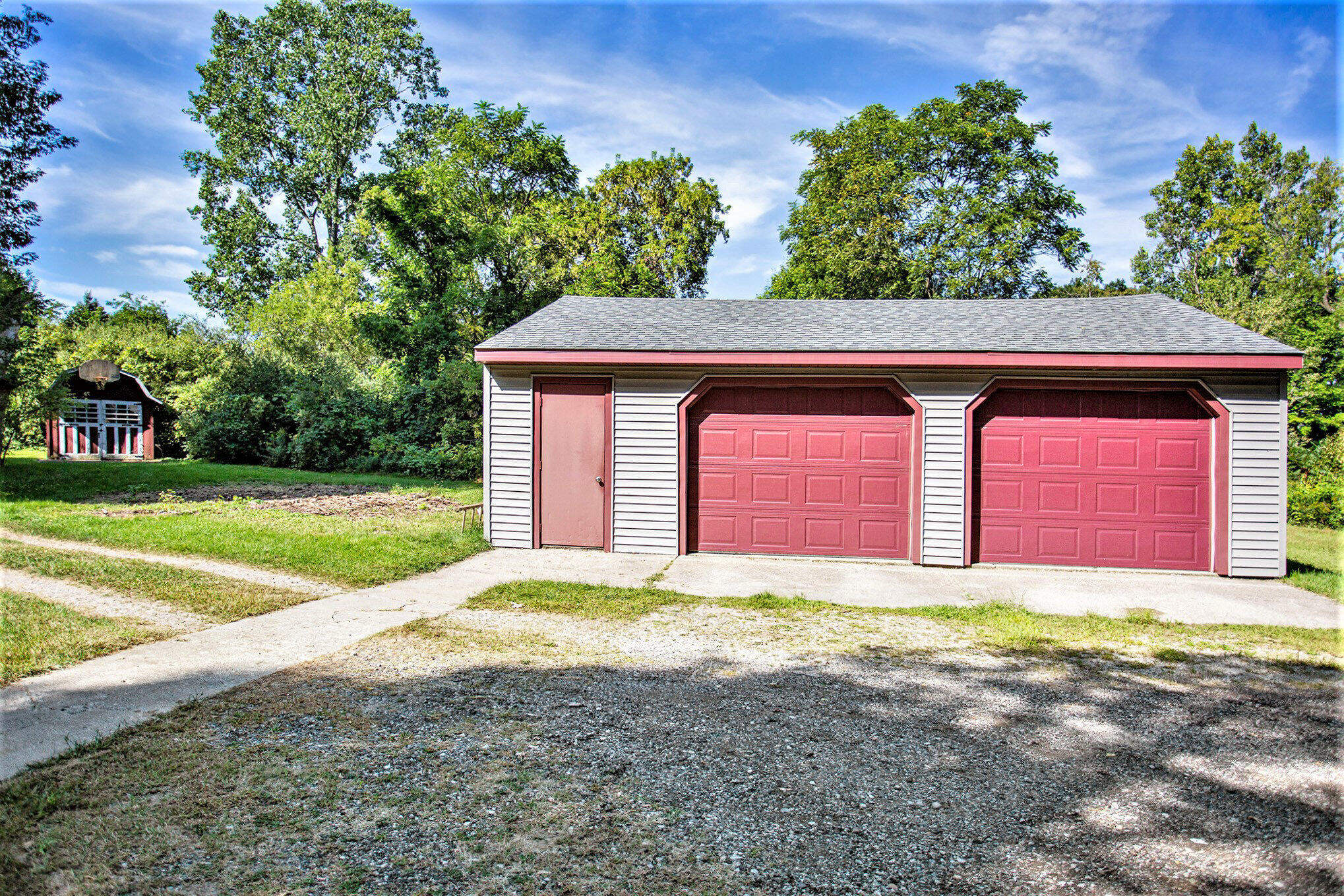 2716 13 Mile Road NE