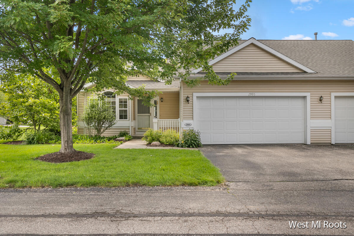 2995 Windcrest Way NE