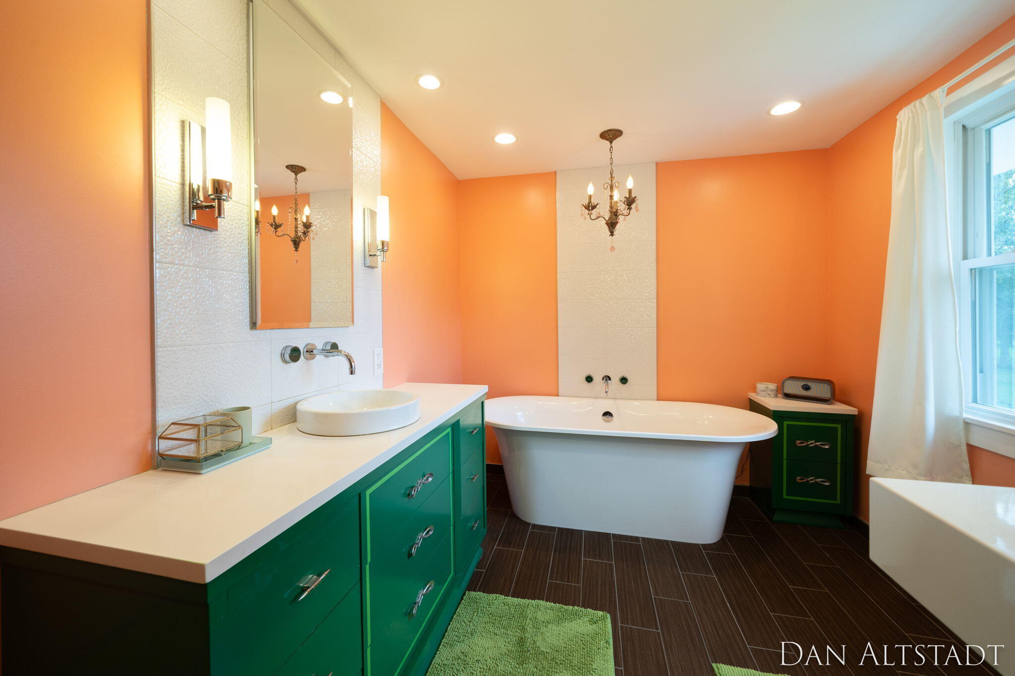 211 Greenbrier Drive SE