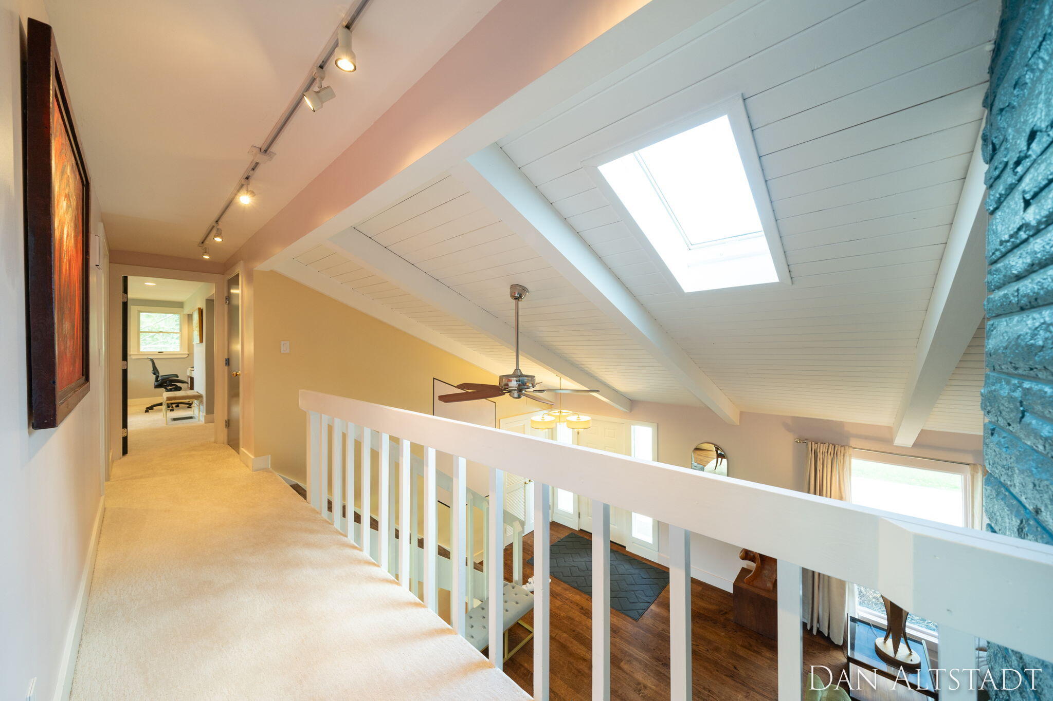 211 Greenbrier Drive SE