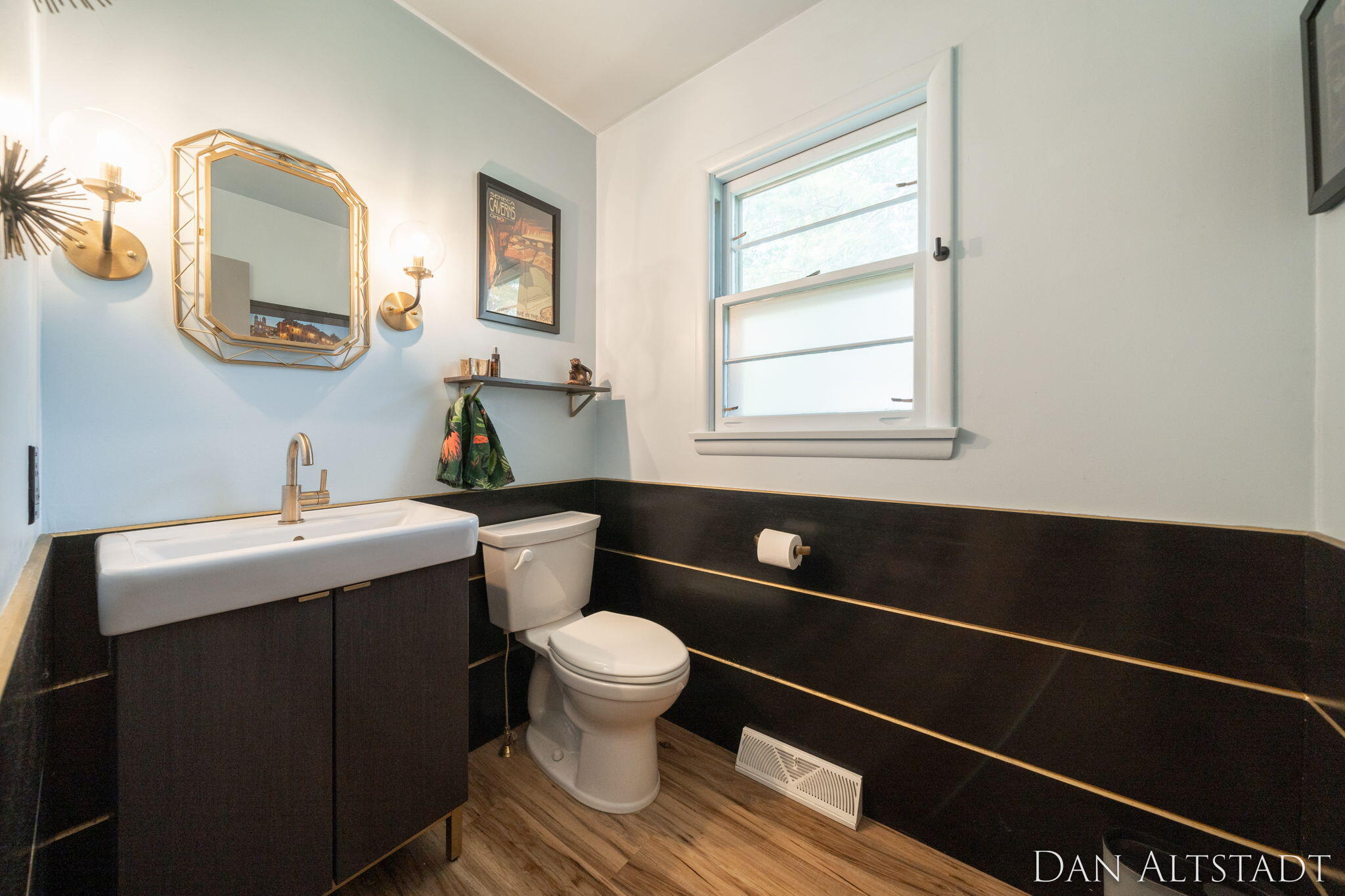 211 Greenbrier Drive SE