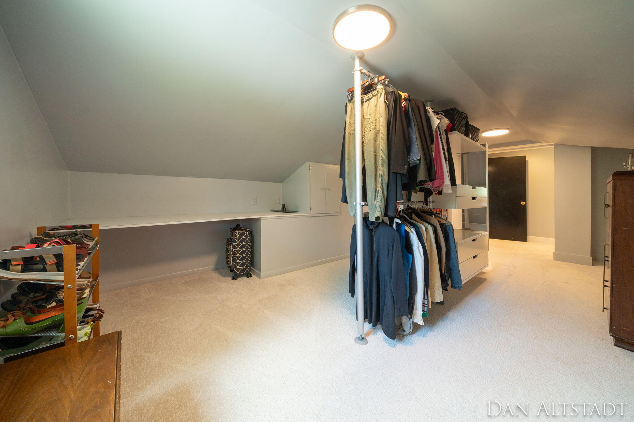 211 Greenbrier Drive SE