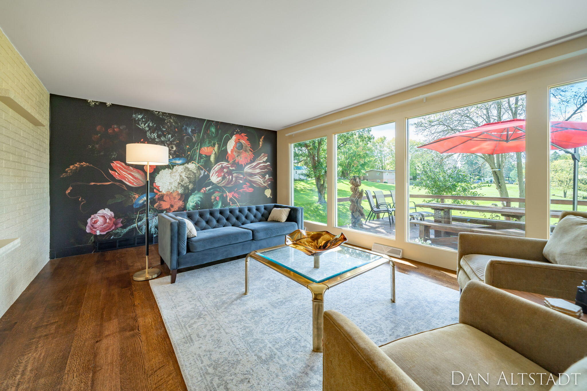 211 Greenbrier Drive SE