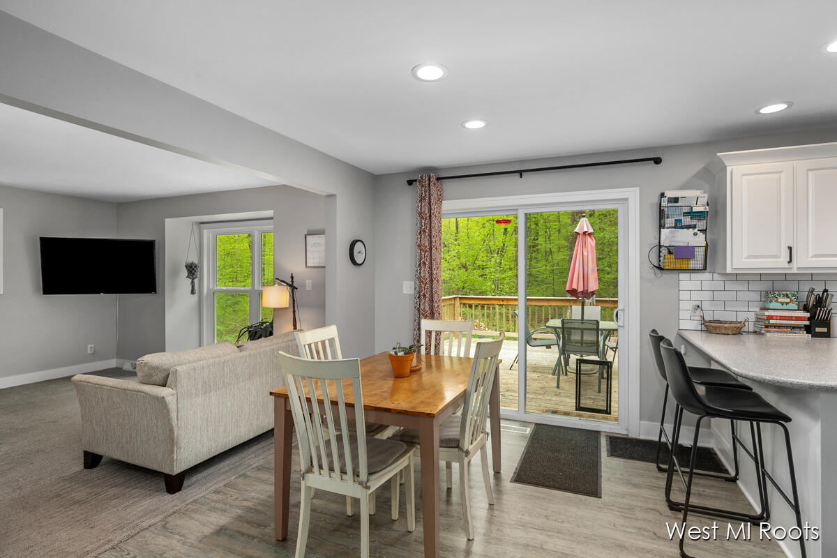 3242 Paris Park Drive SE