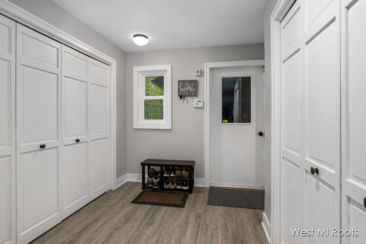 3242 Paris Park Drive SE