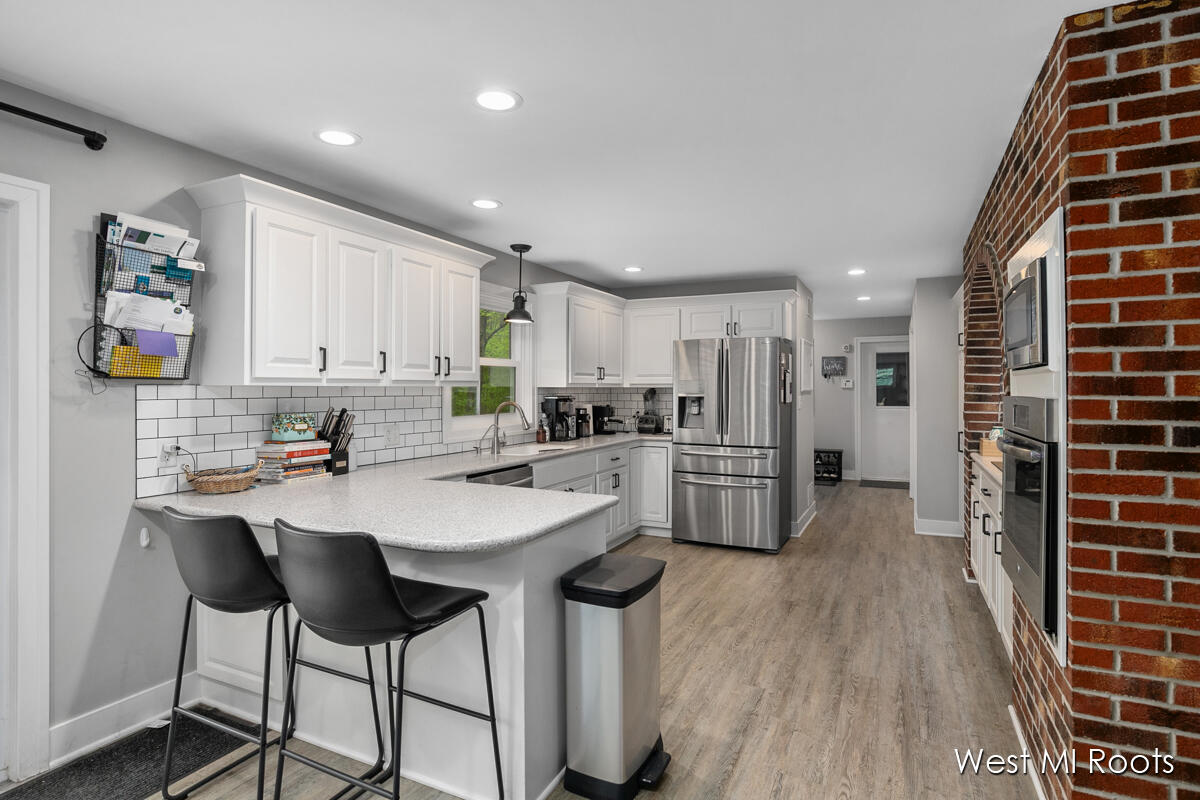 3242 Paris Park Drive SE