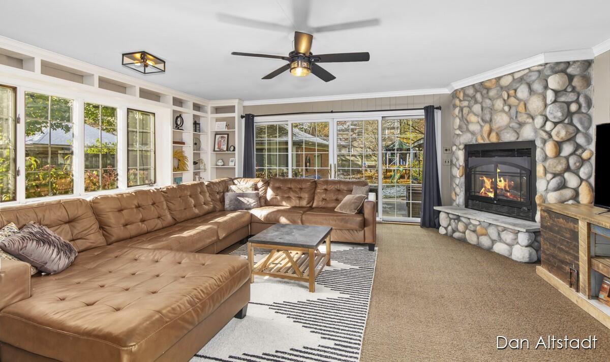 1031 Iroquois Drive SE