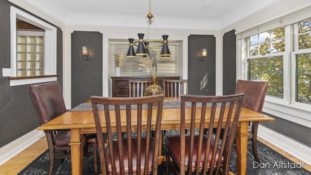 1031 Iroquois Drive SE