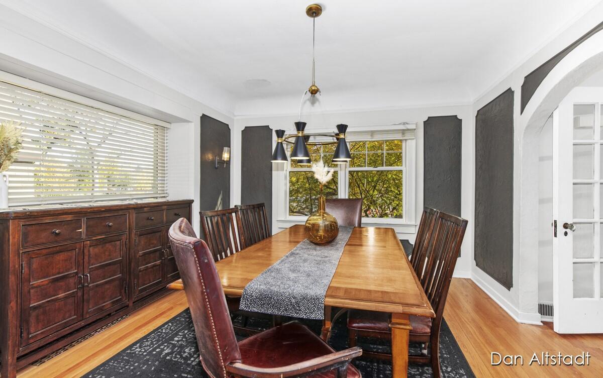 1031 Iroquois Drive SE