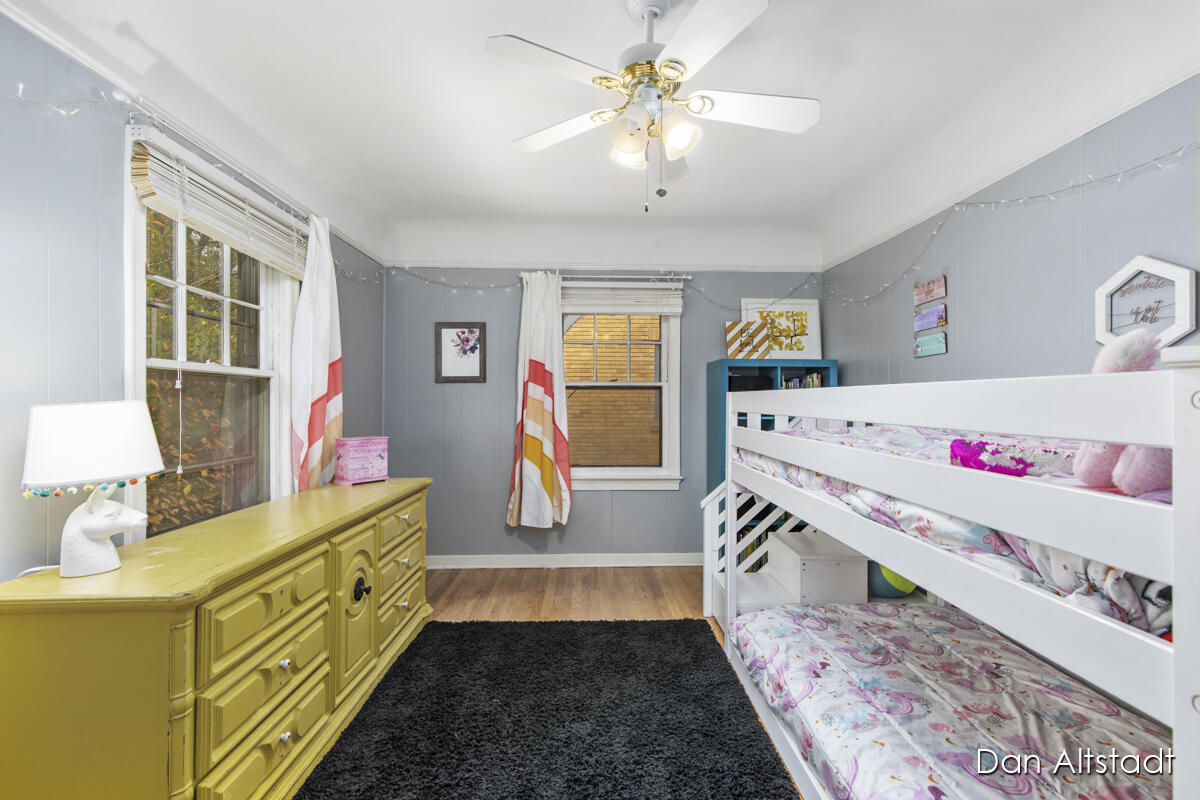 1031 Iroquois Drive SE