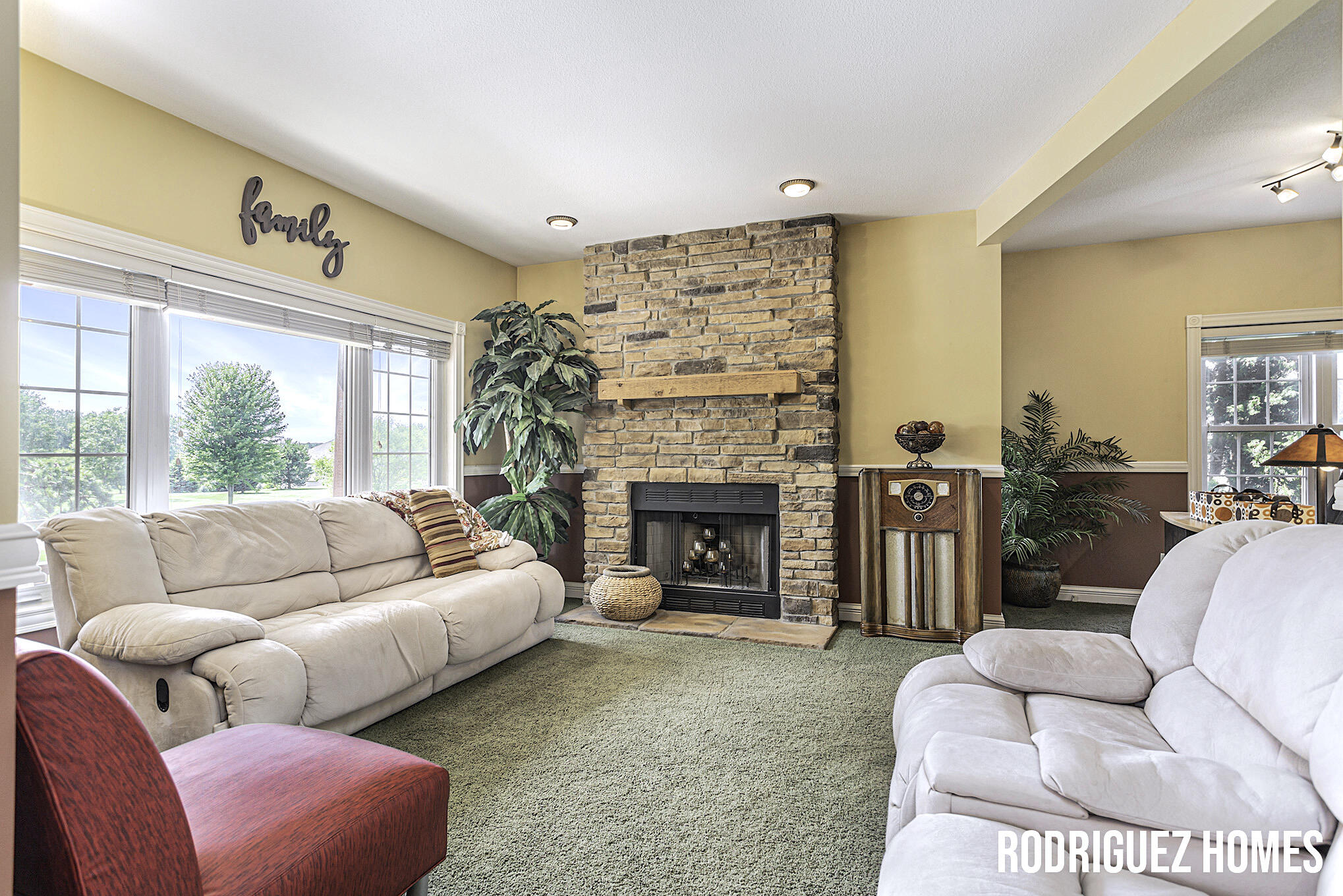 10600 Whispering Waters Lane SE