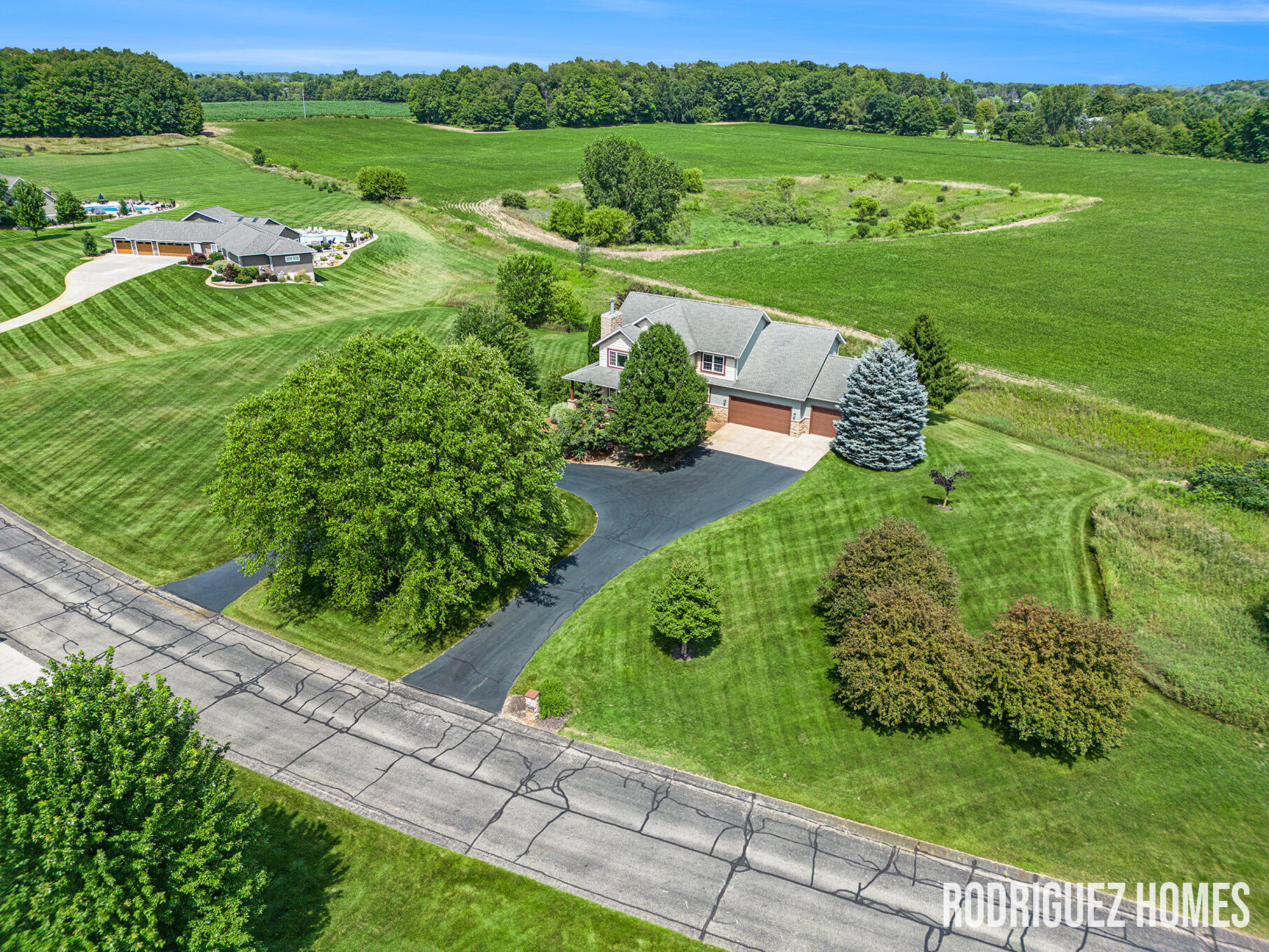 10600 Whispering Waters Lane SE