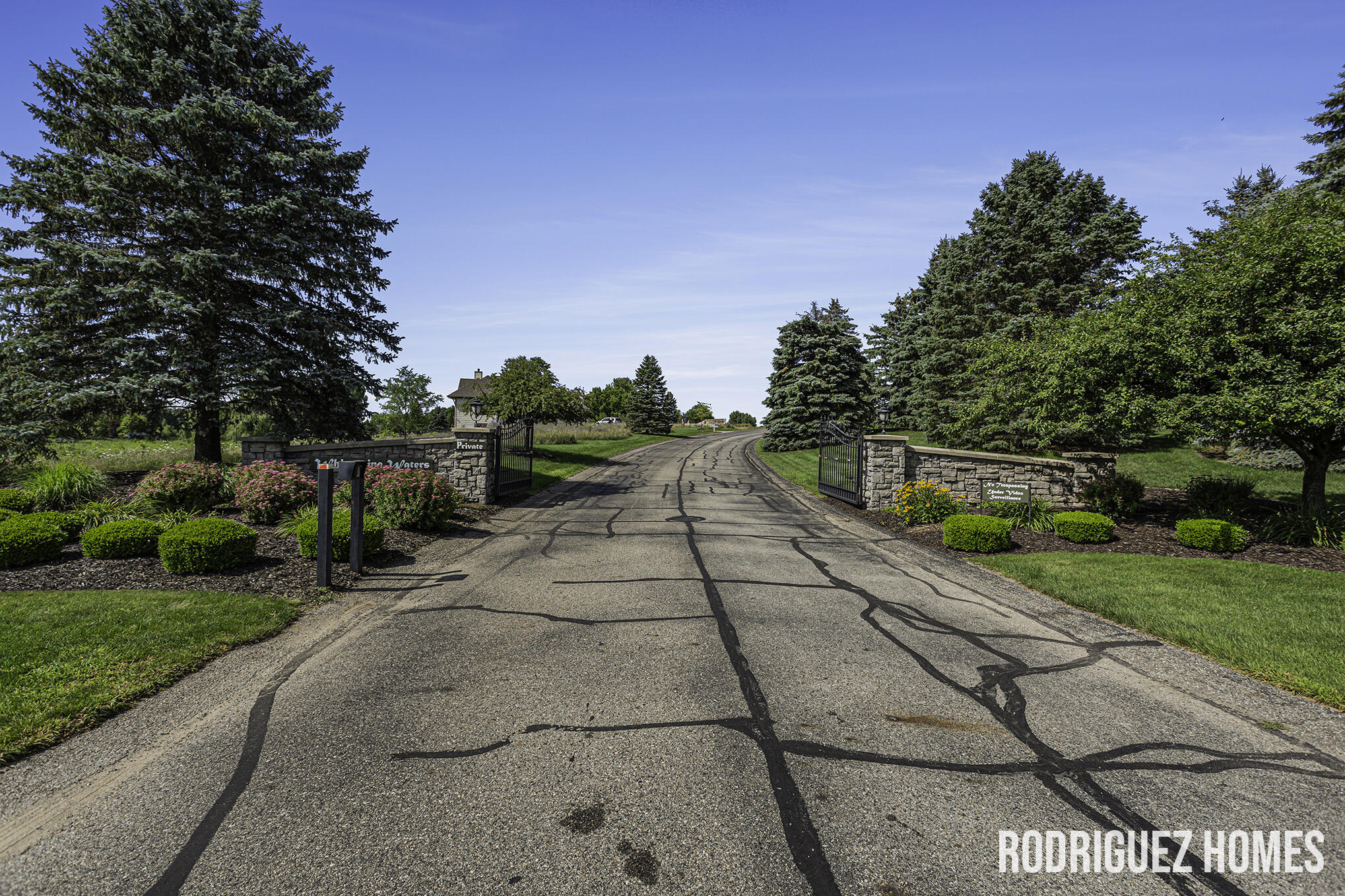 10600 Whispering Waters Lane SE