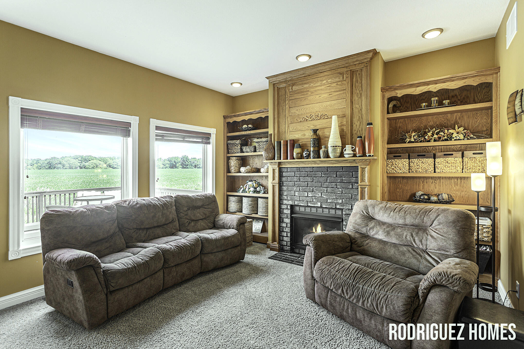 10600 Whispering Waters Lane SE