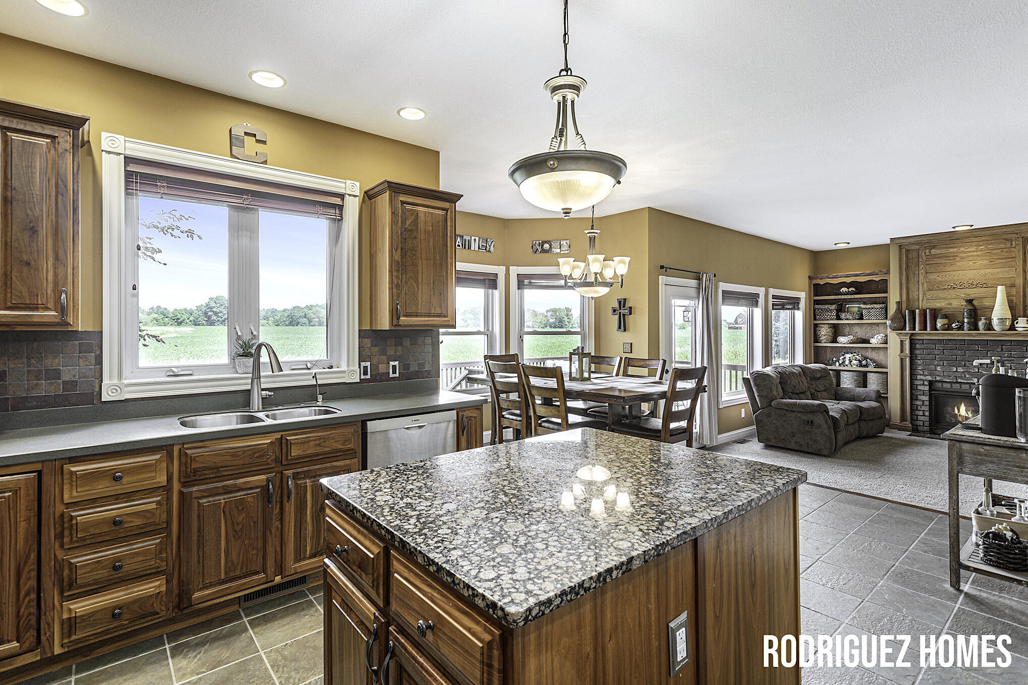 10600 Whispering Waters Lane SE