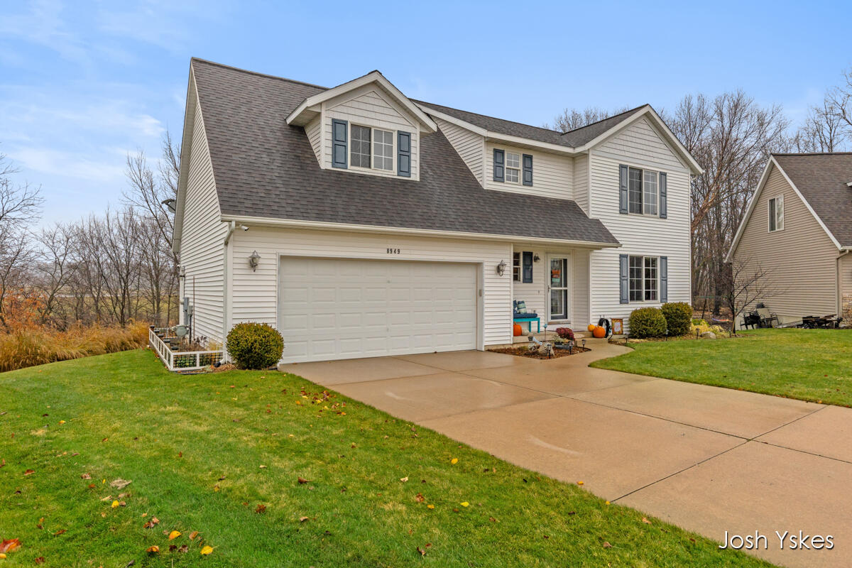 8949 Lenter Drive SE