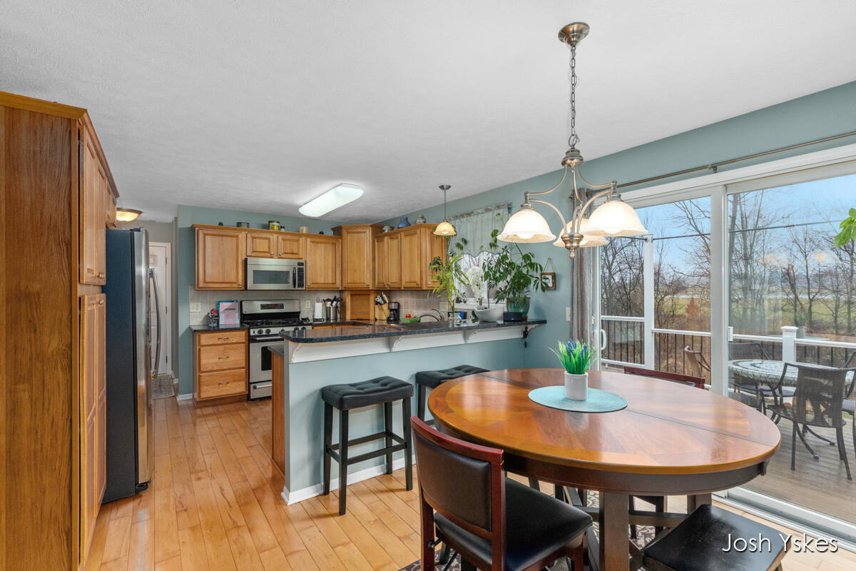 8949 Lenter Drive SE