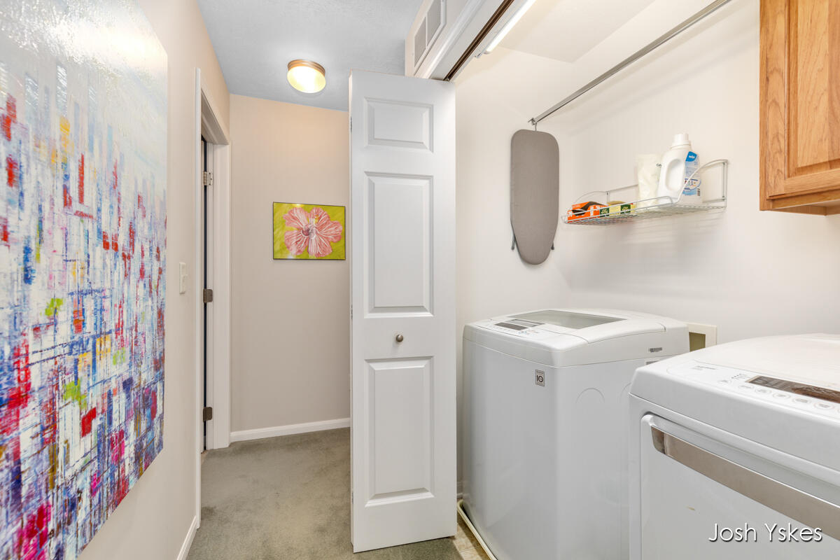 8949 Lenter Drive SE