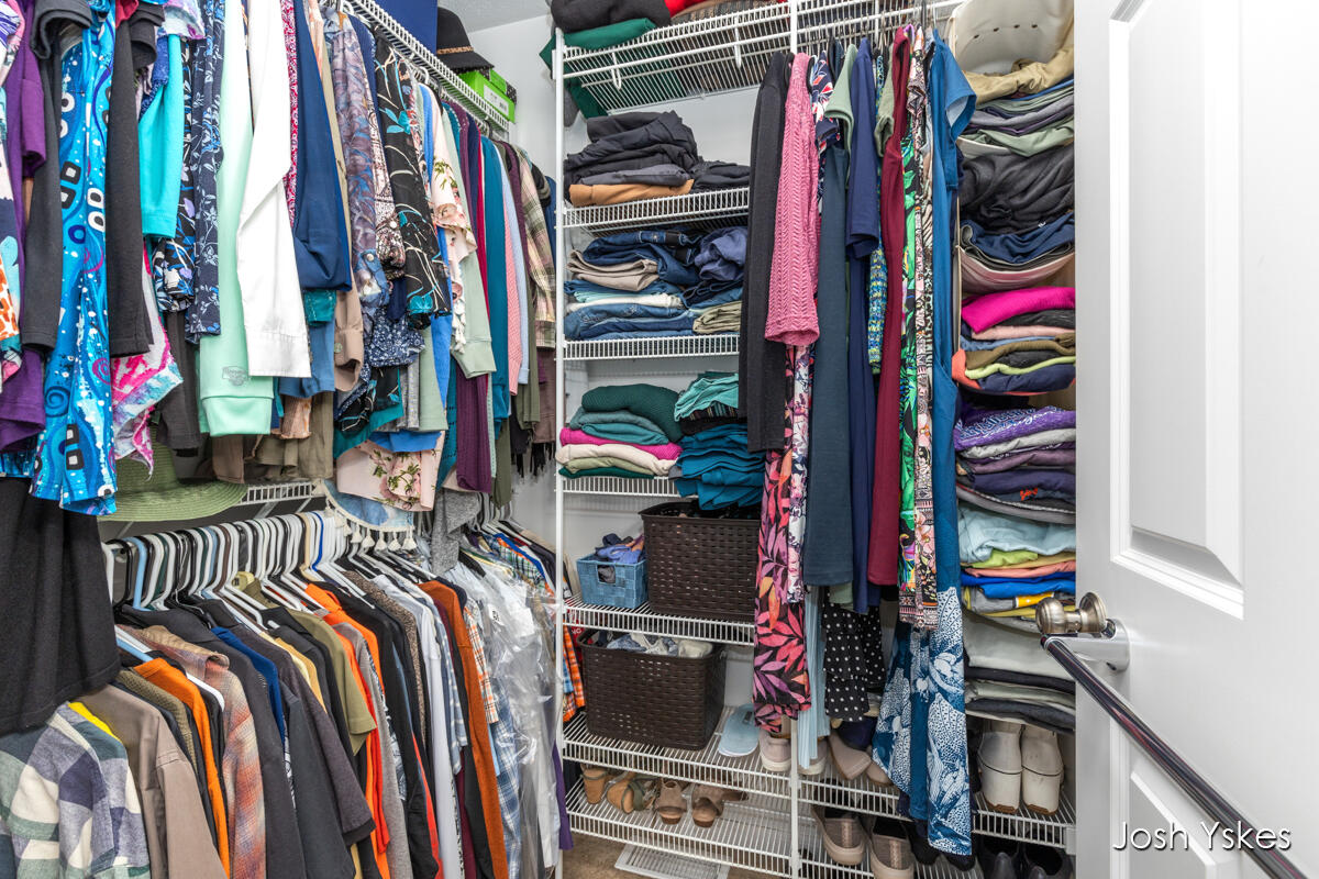 8949 Lenter Drive SE