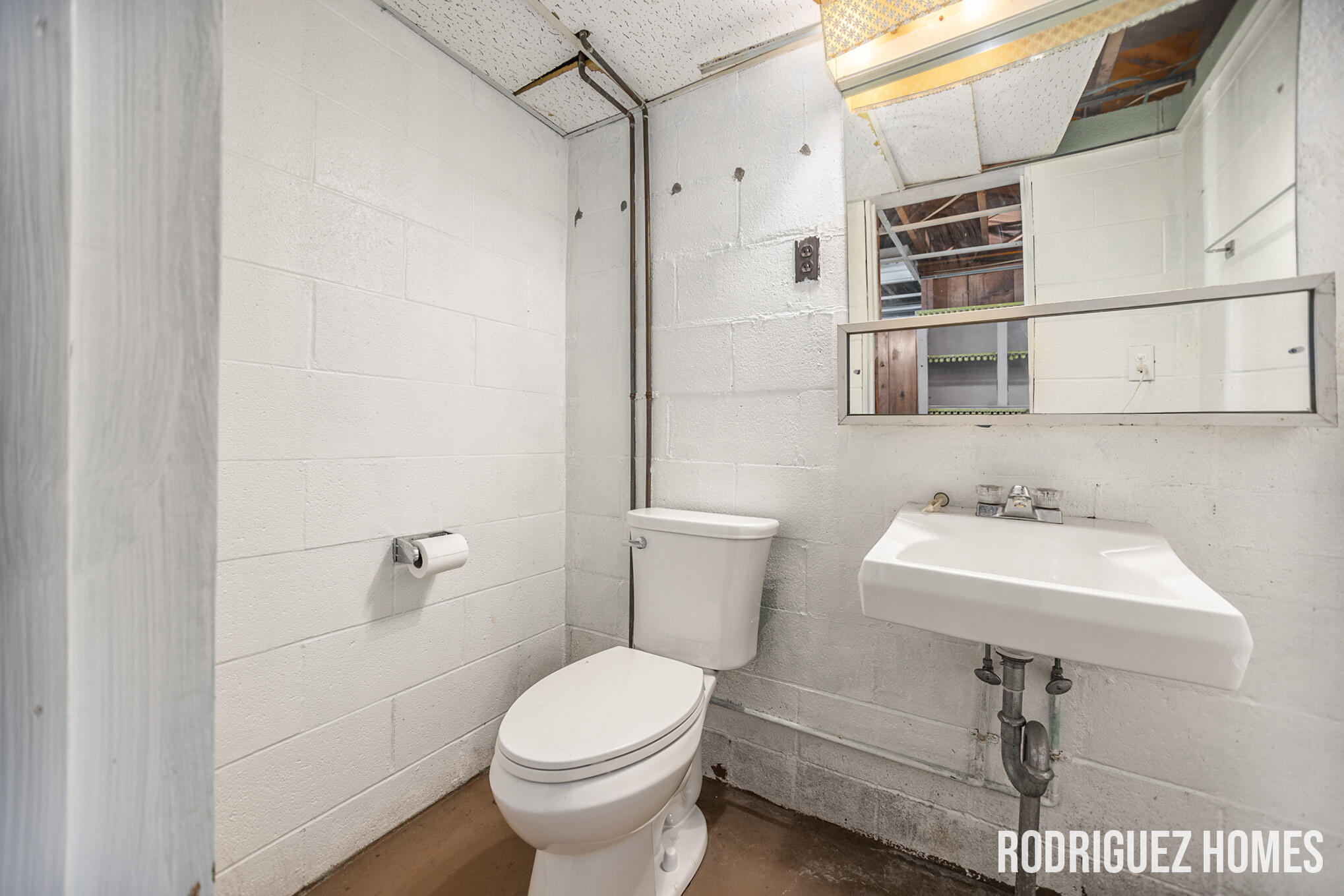 2168 N Manitou Circle