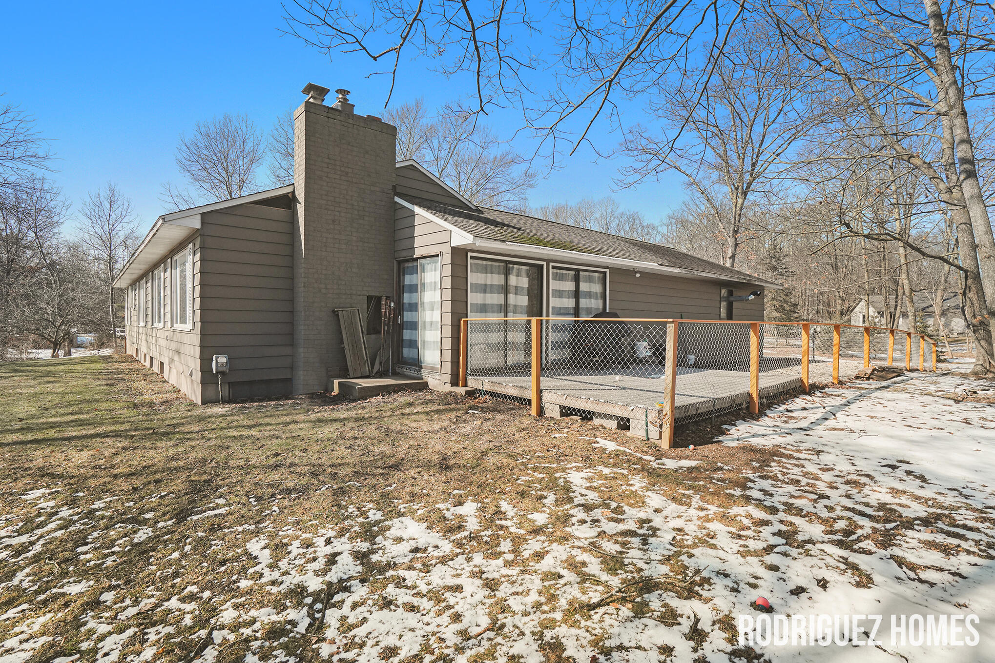 10752 Thornapple Drive