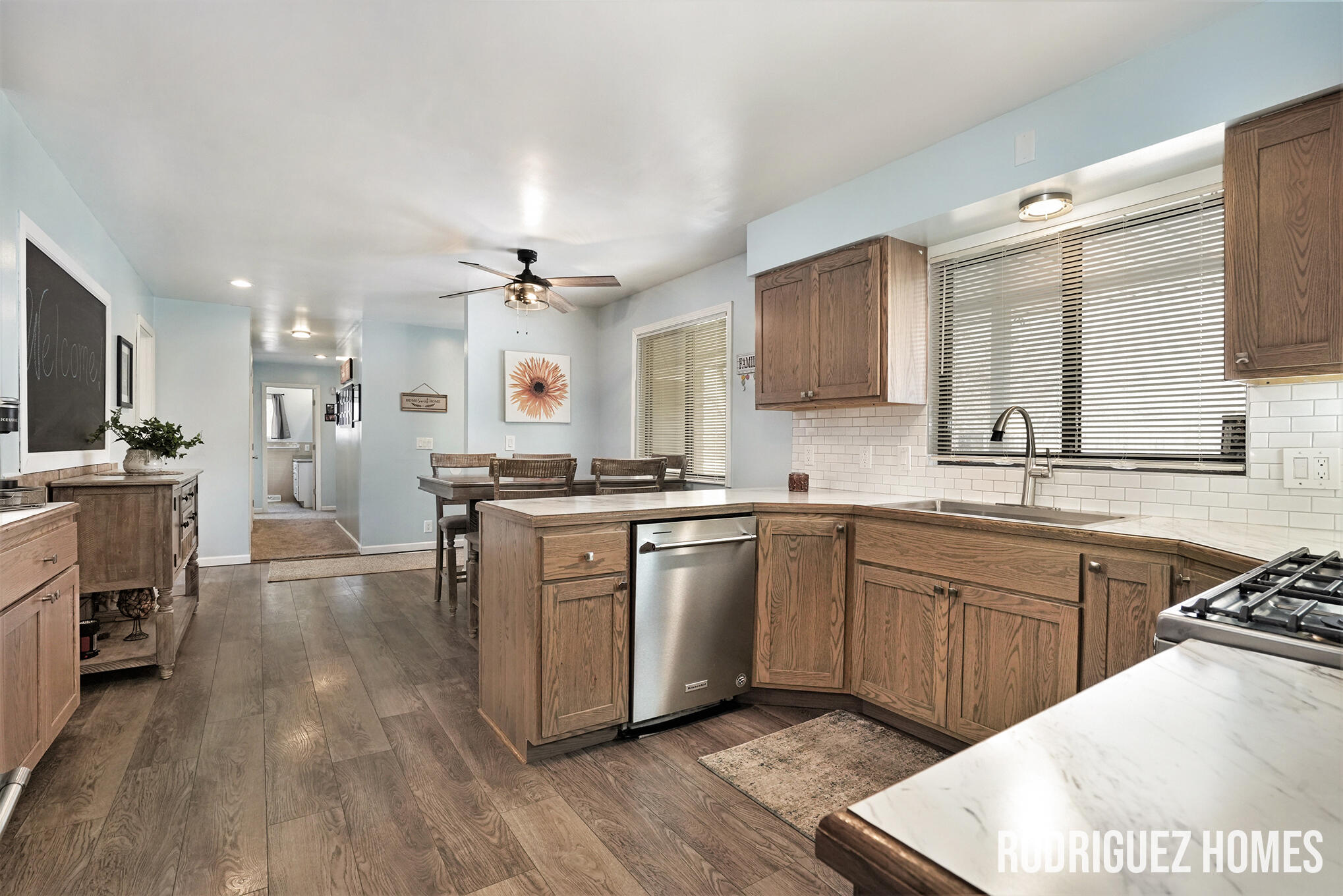 10752 Thornapple Drive