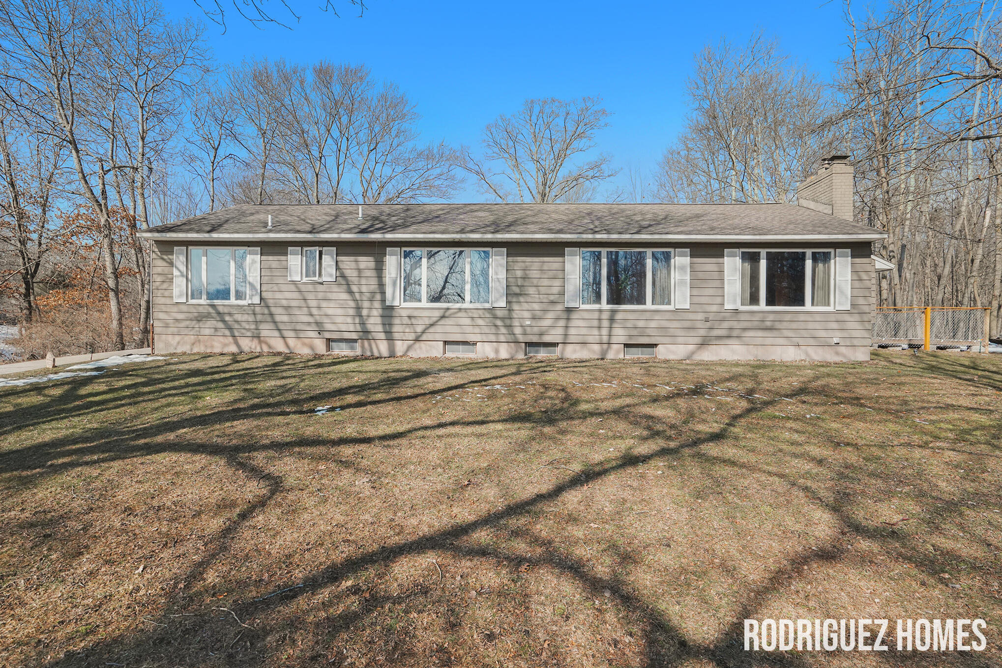 10752 Thornapple Drive