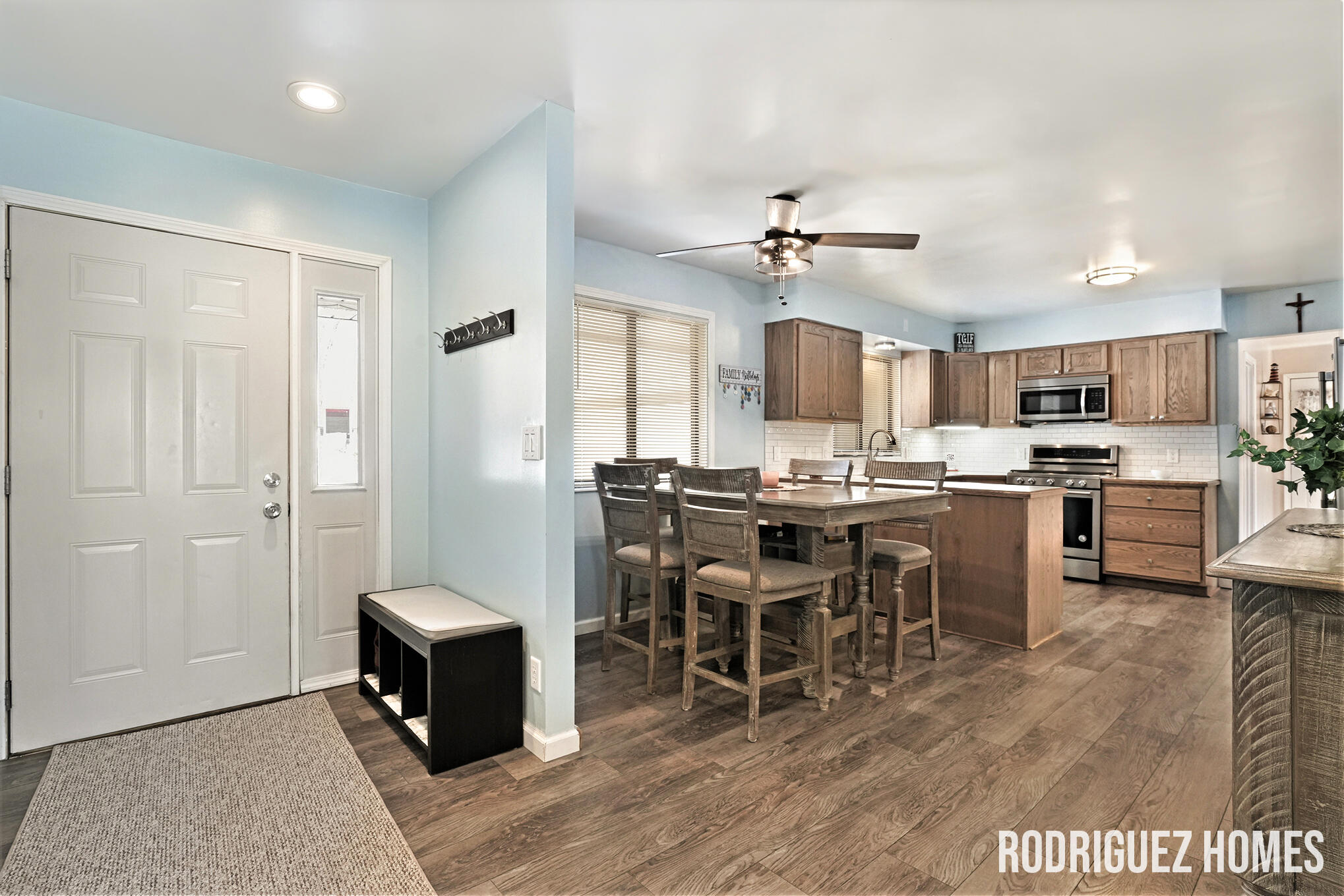 10752 Thornapple Drive