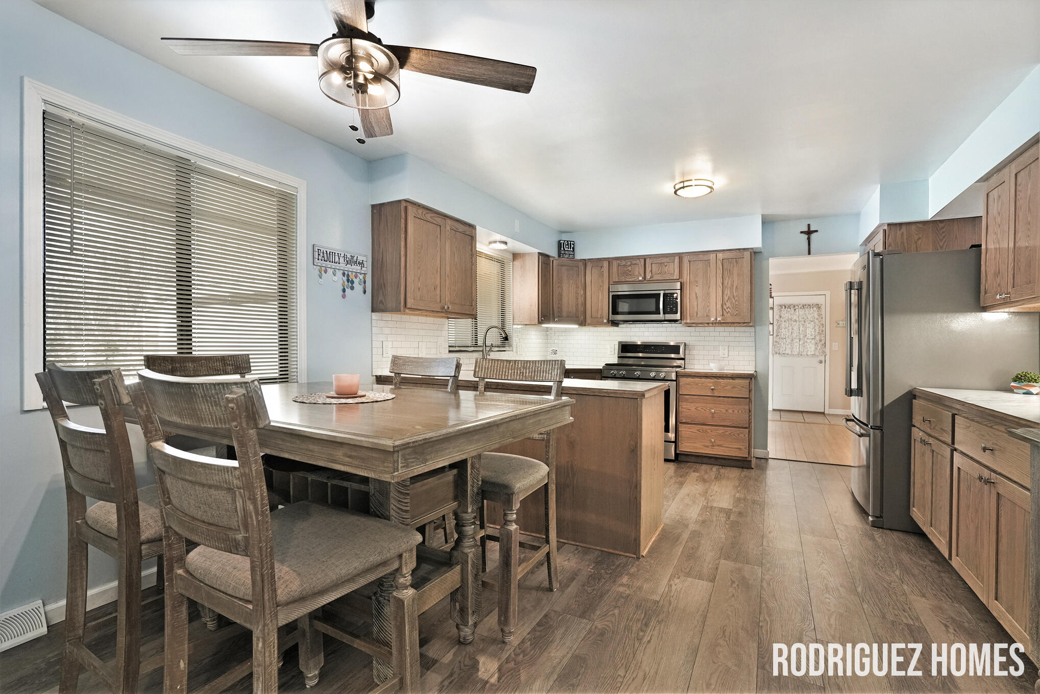 10752 Thornapple Drive