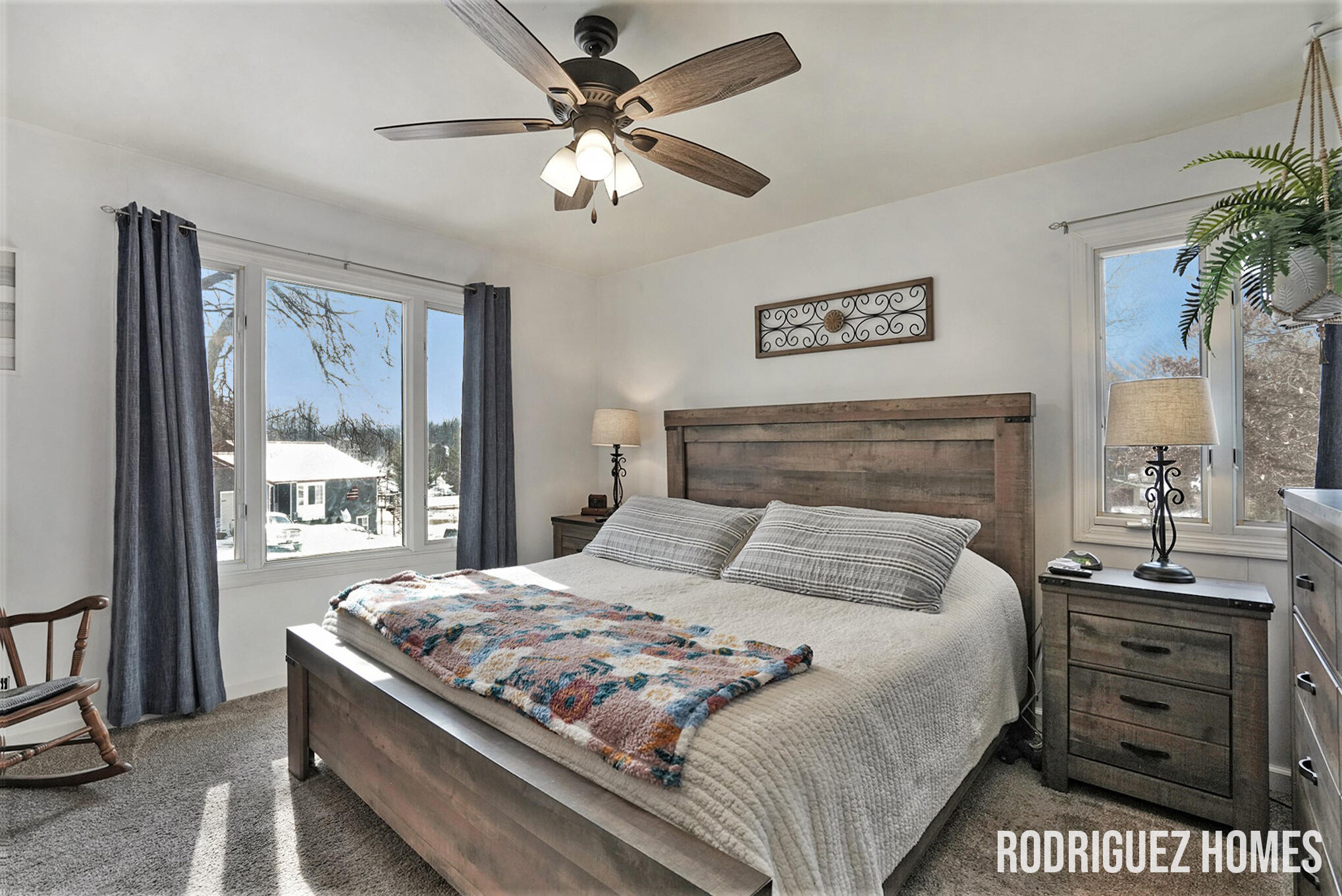 10752 Thornapple Drive