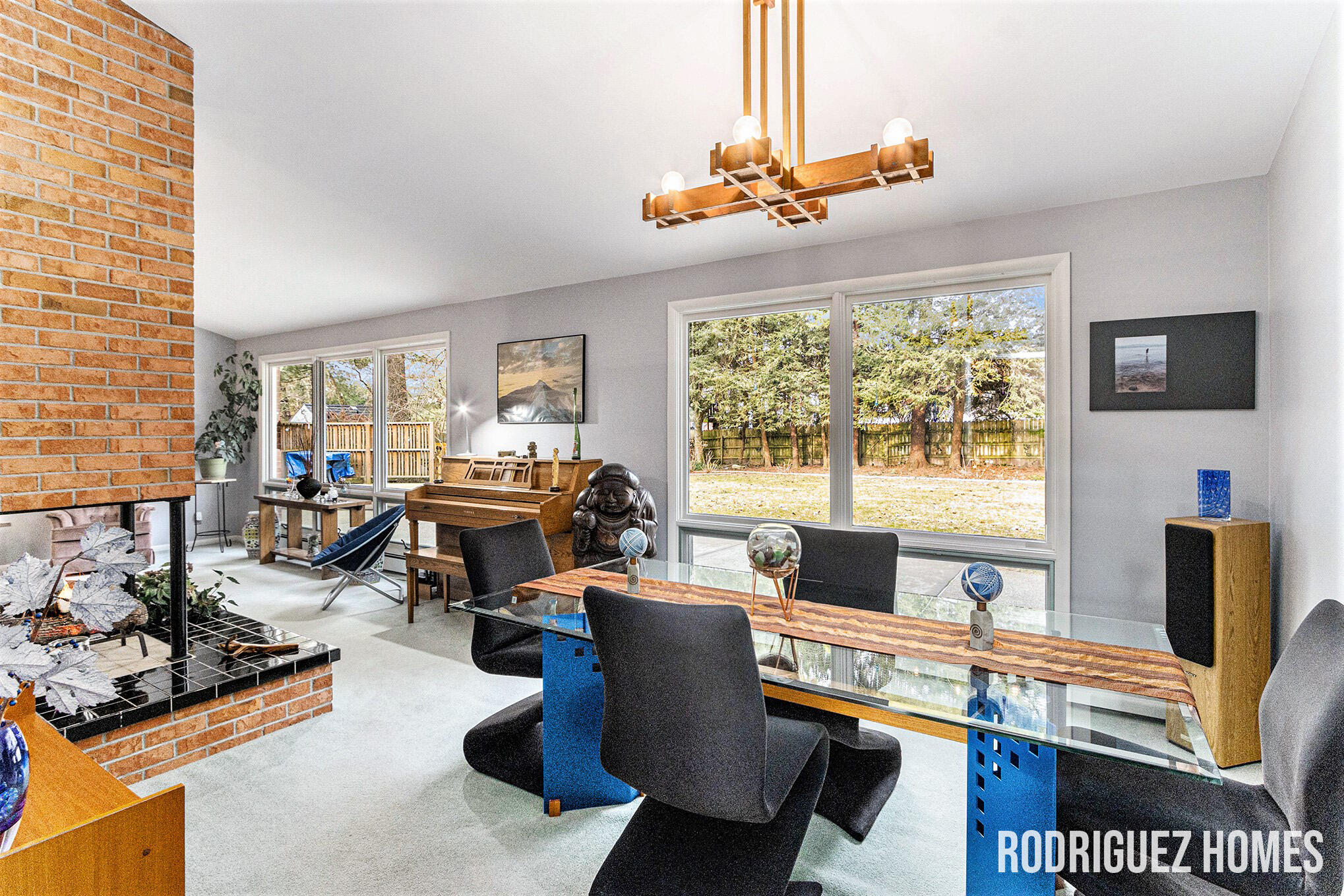 6748 Isabelle Street