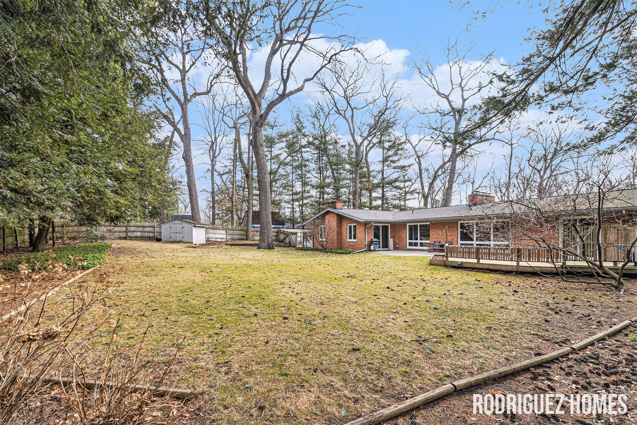 6748 Isabelle Street