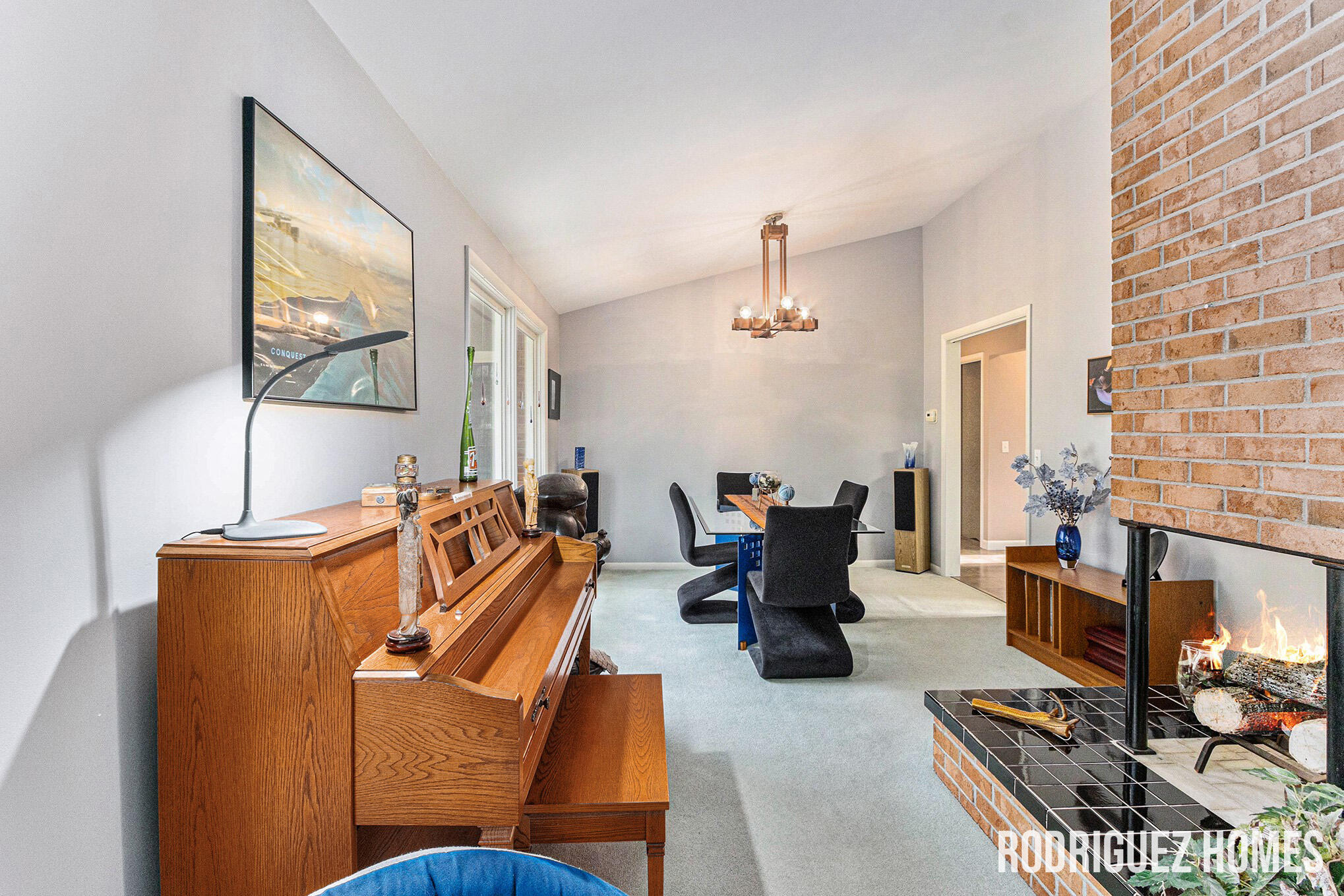 6748 Isabelle Street