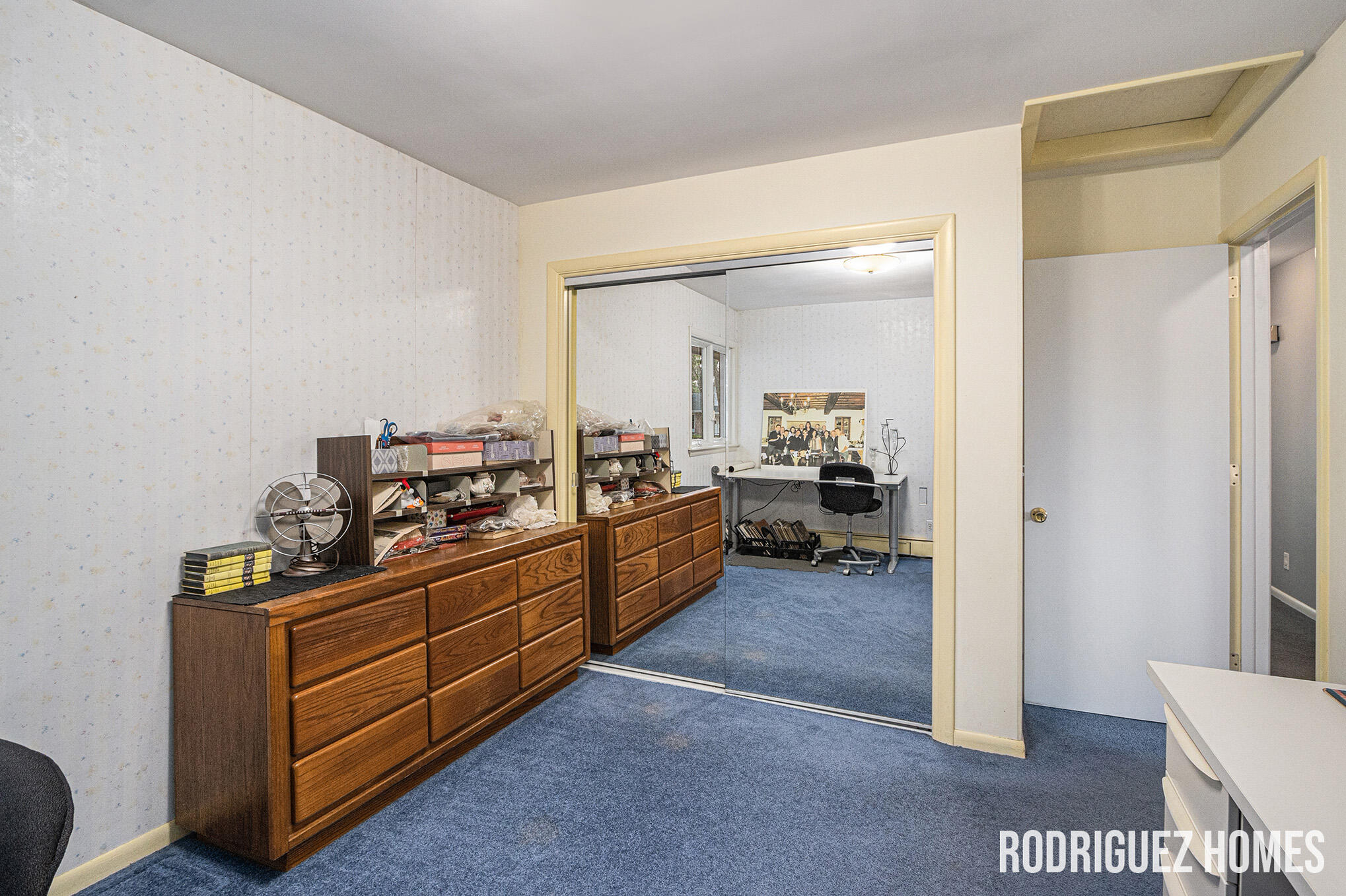 6748 Isabelle Street