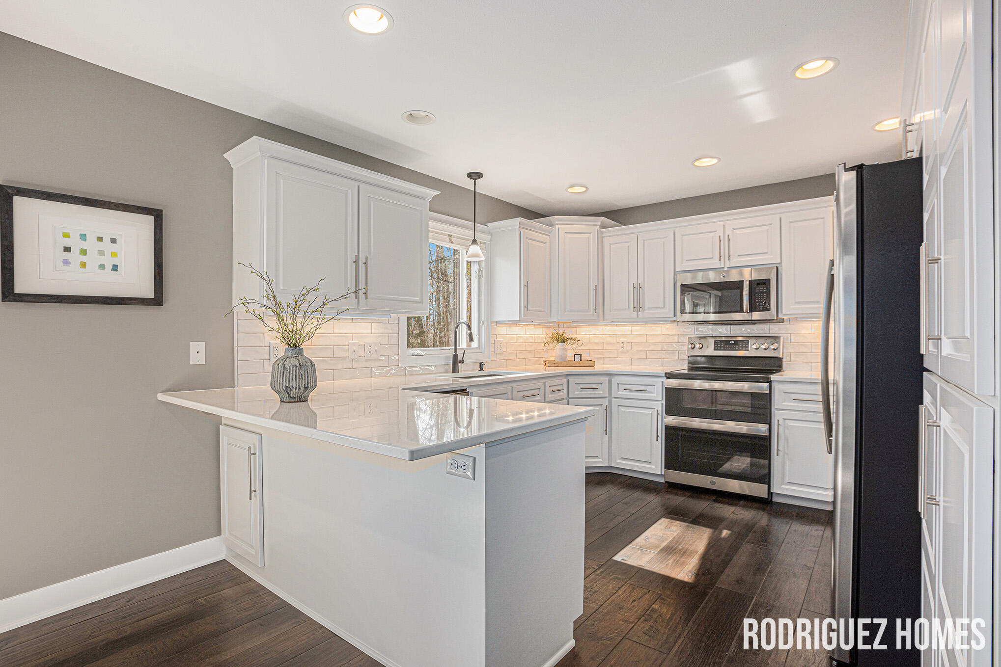 2564 Danton Drive SW