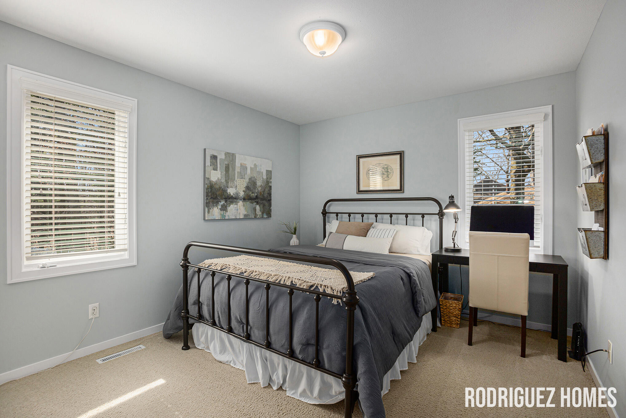 2564 Danton Drive SW