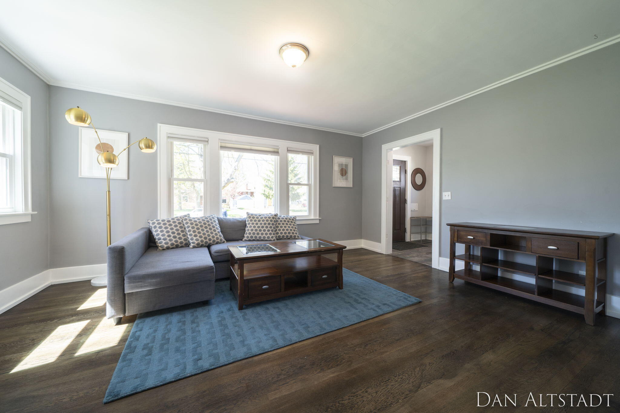 2214 College Avenue SE