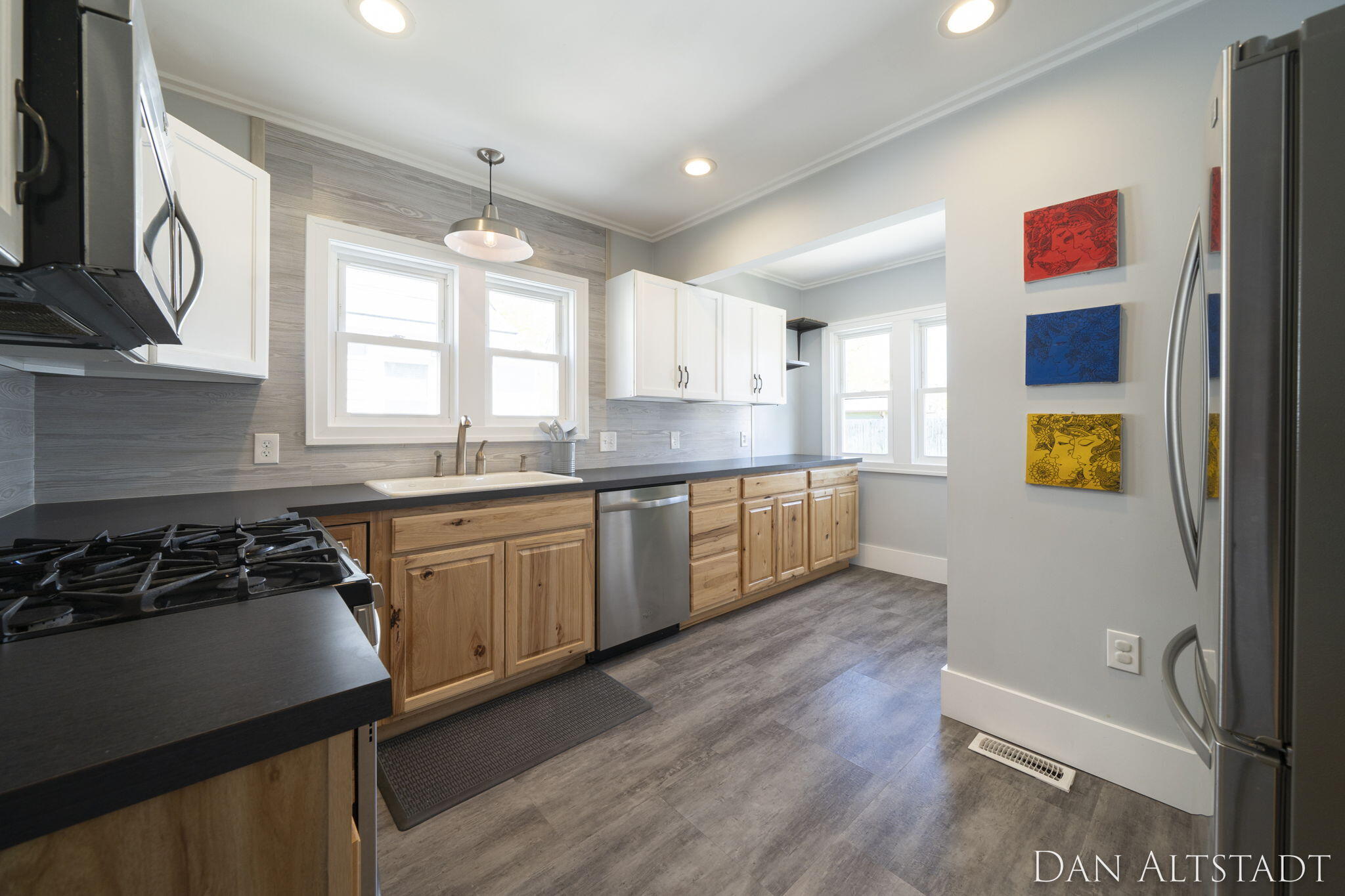 2214 College Avenue SE