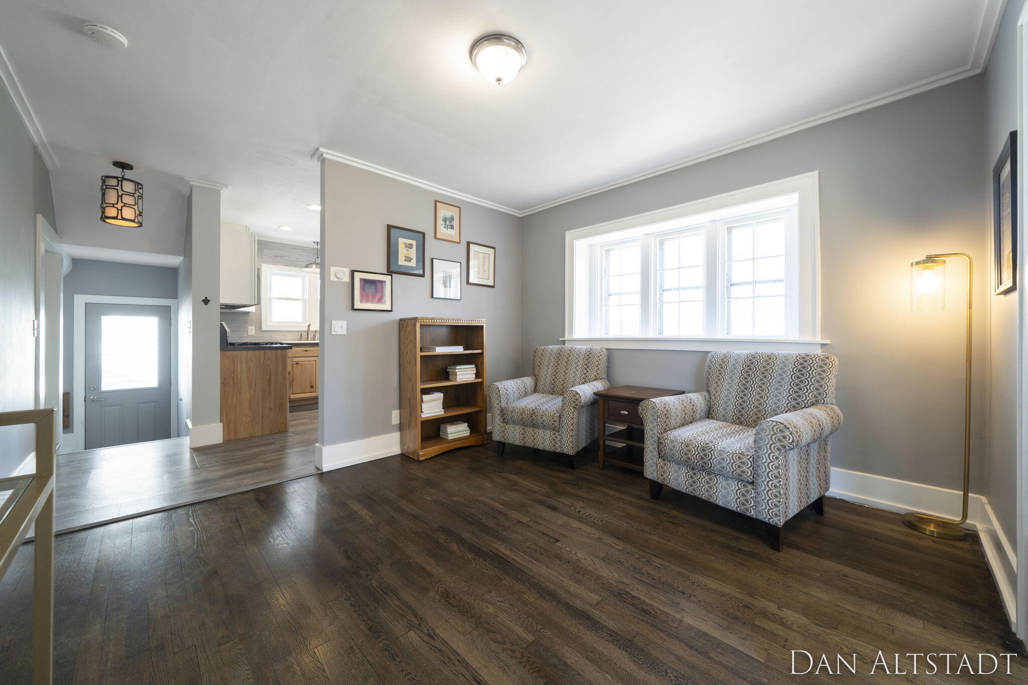 2214 College Avenue SE