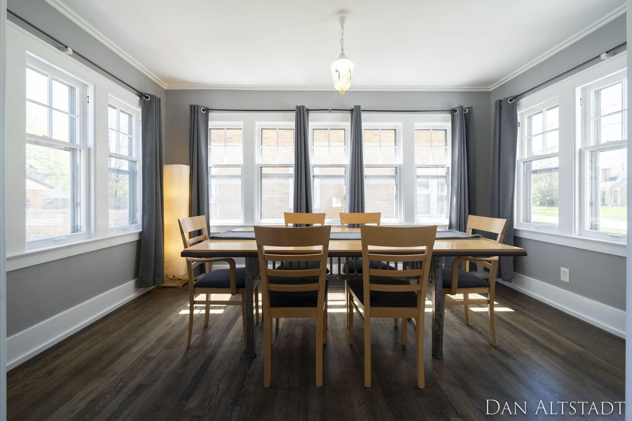 2214 College Avenue SE