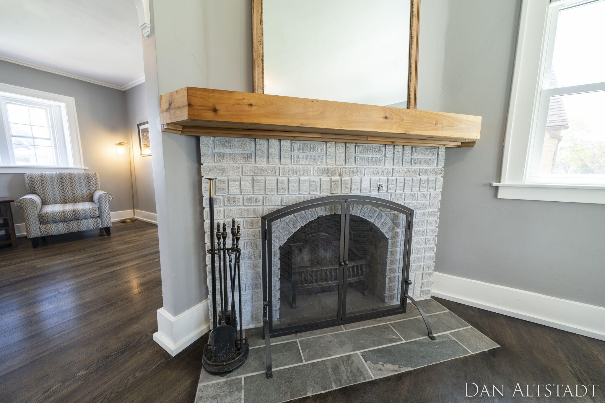 2214 College Avenue SE