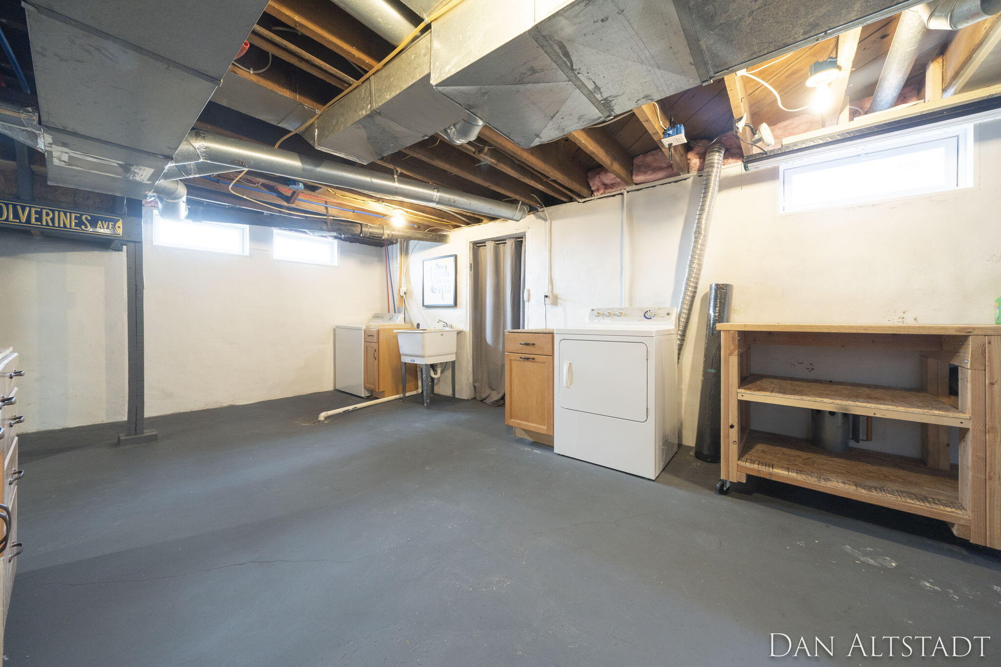 2214 College Avenue SE