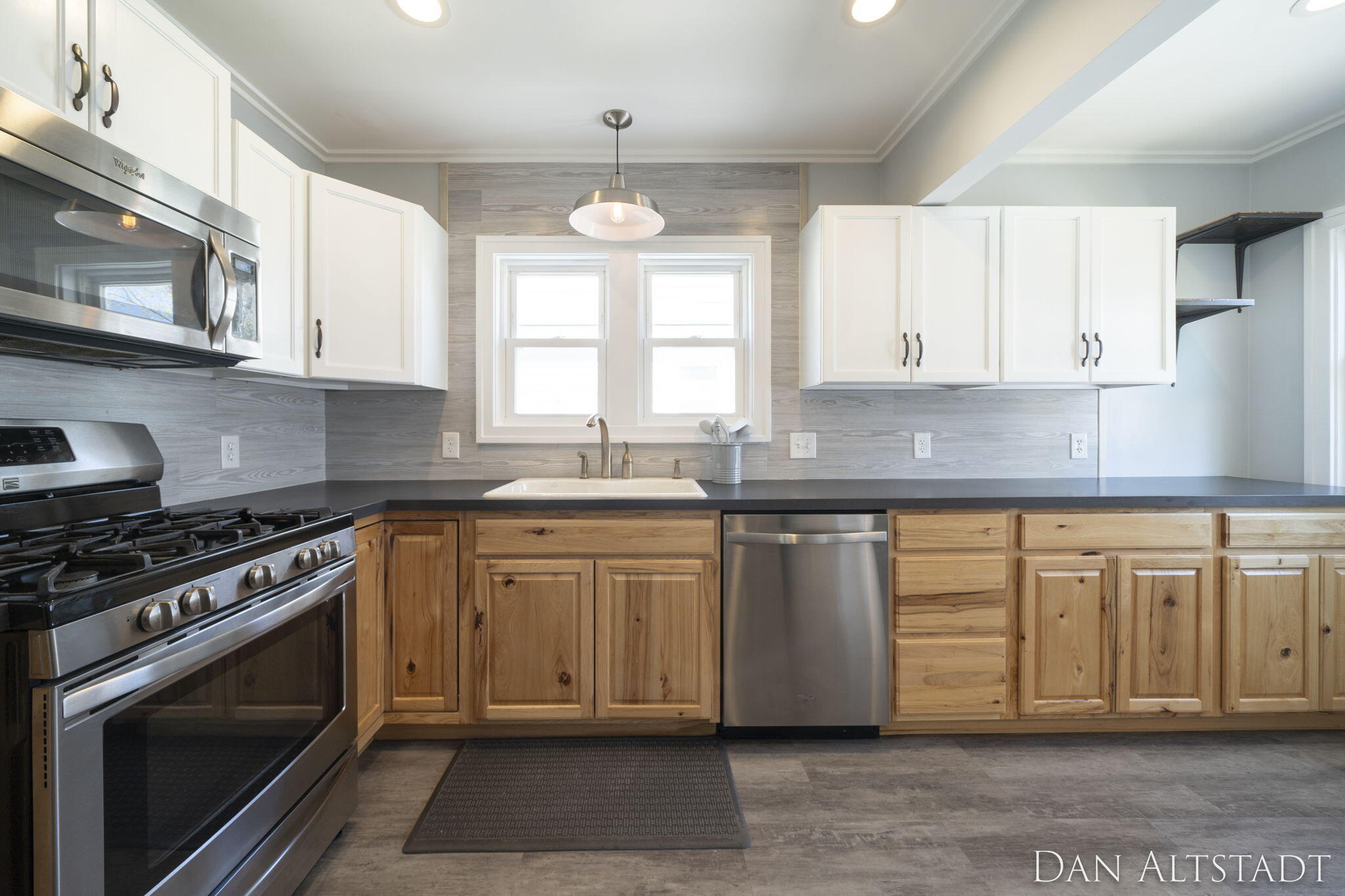 2214 College Avenue SE