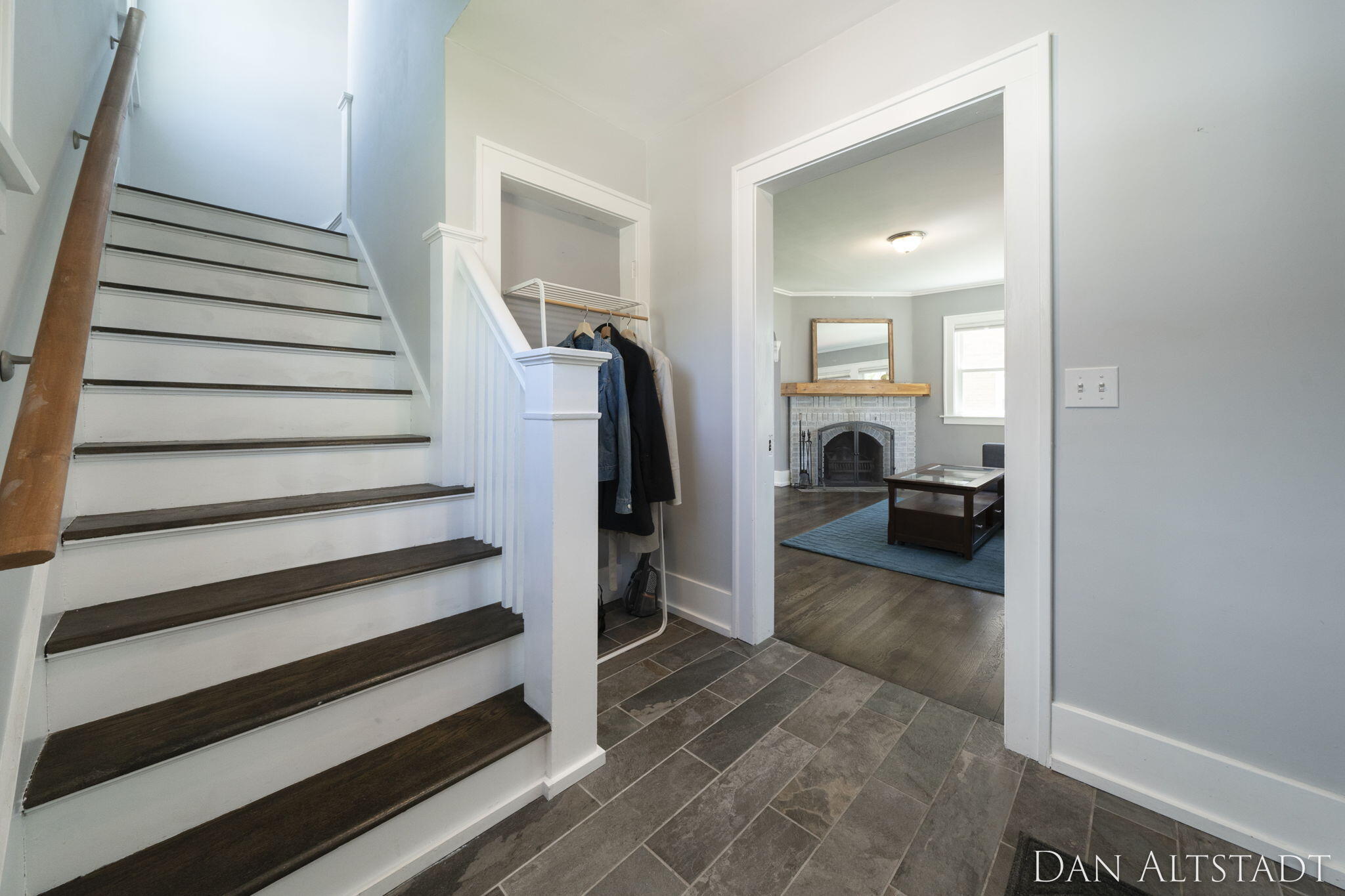 2214 College Avenue SE