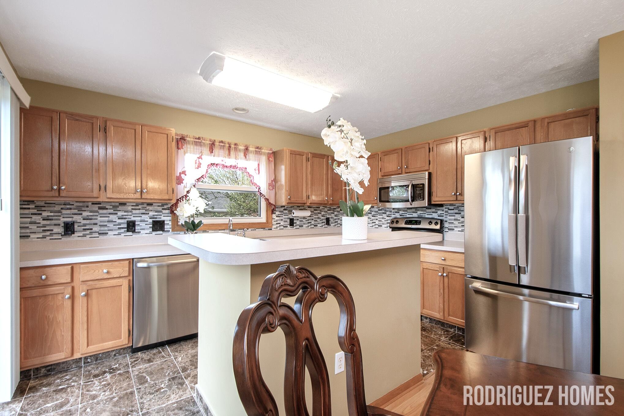 4591 Country Hill Drive SE